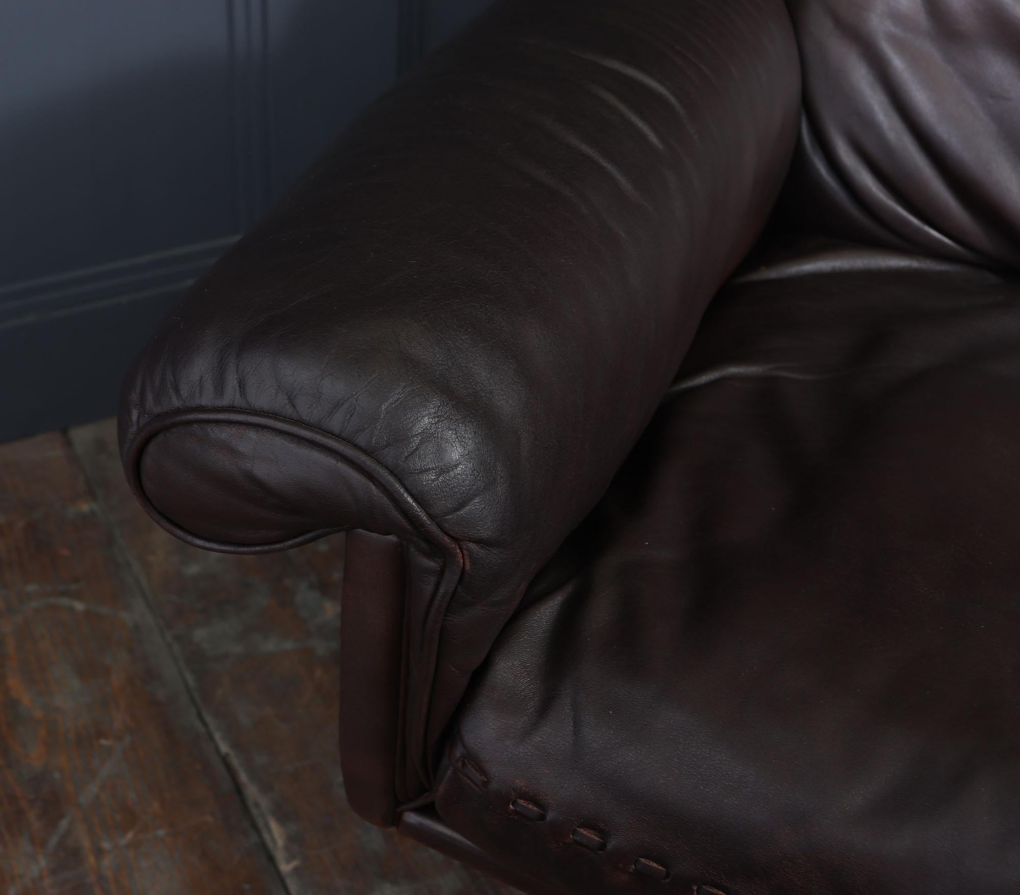De Sede DS-31 Armchair and Footstool in Leather, Switzerland, c.1970s en venta 10