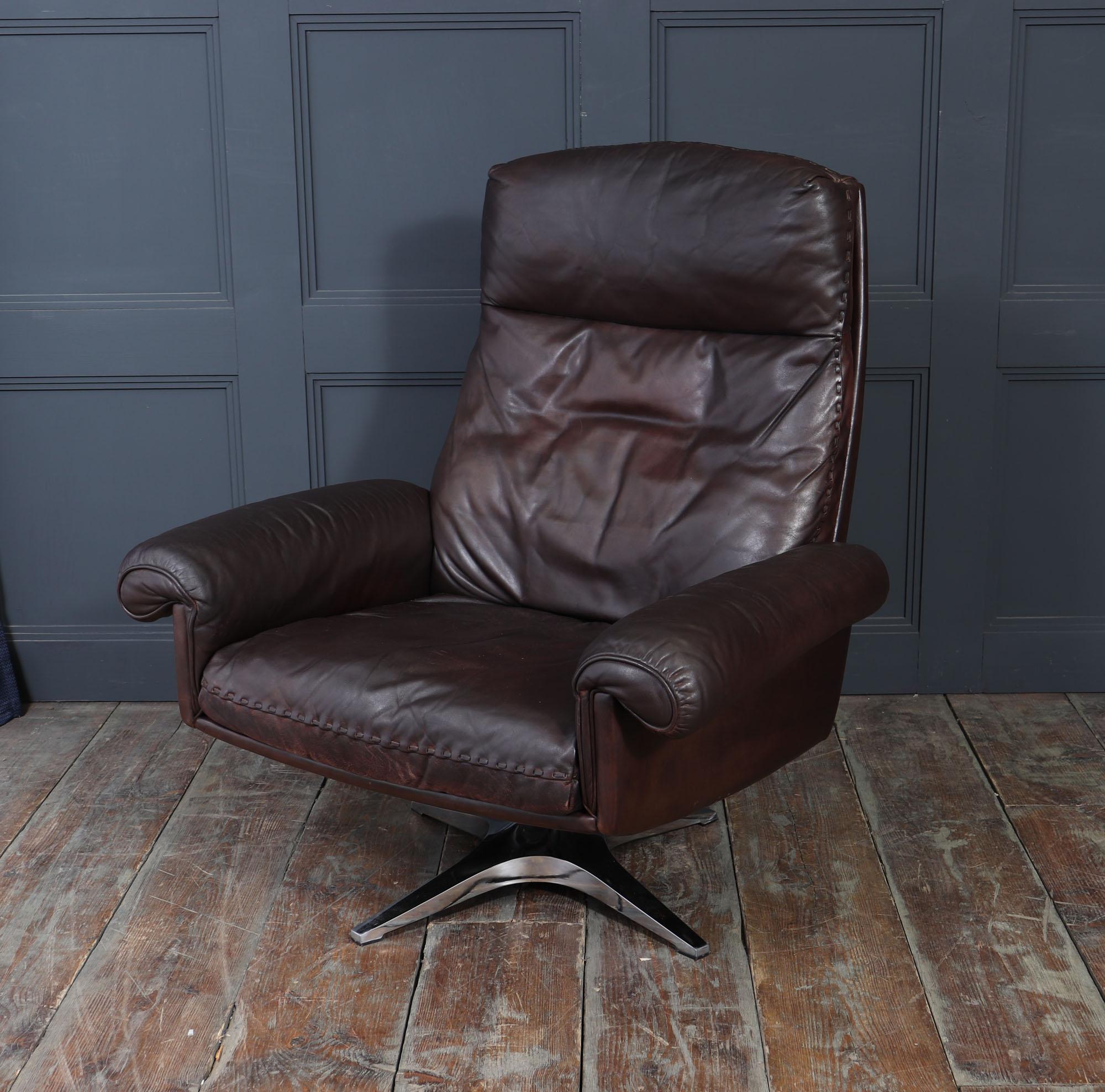 De Sede DS-31 Armchair and Footstool in Leather, Switzerland, c.1970s Suizo en venta