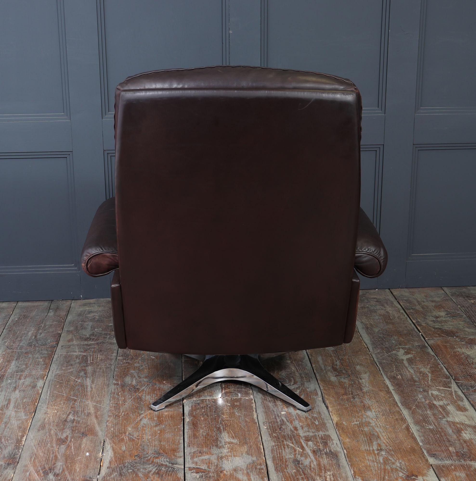 De Sede DS-31 Armchair and Footstool in Leather, Switzerland, c.1970s en venta 2
