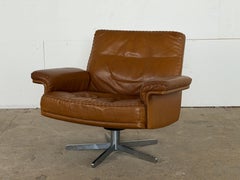 De Sede DS-31 Brown Leather Swivel Lounge Chair, Switzerland, 1970s