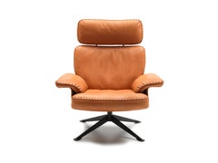 De Sede DS-31 High Backrest Chair in Teak Upholstery by Antonella Scarpitta