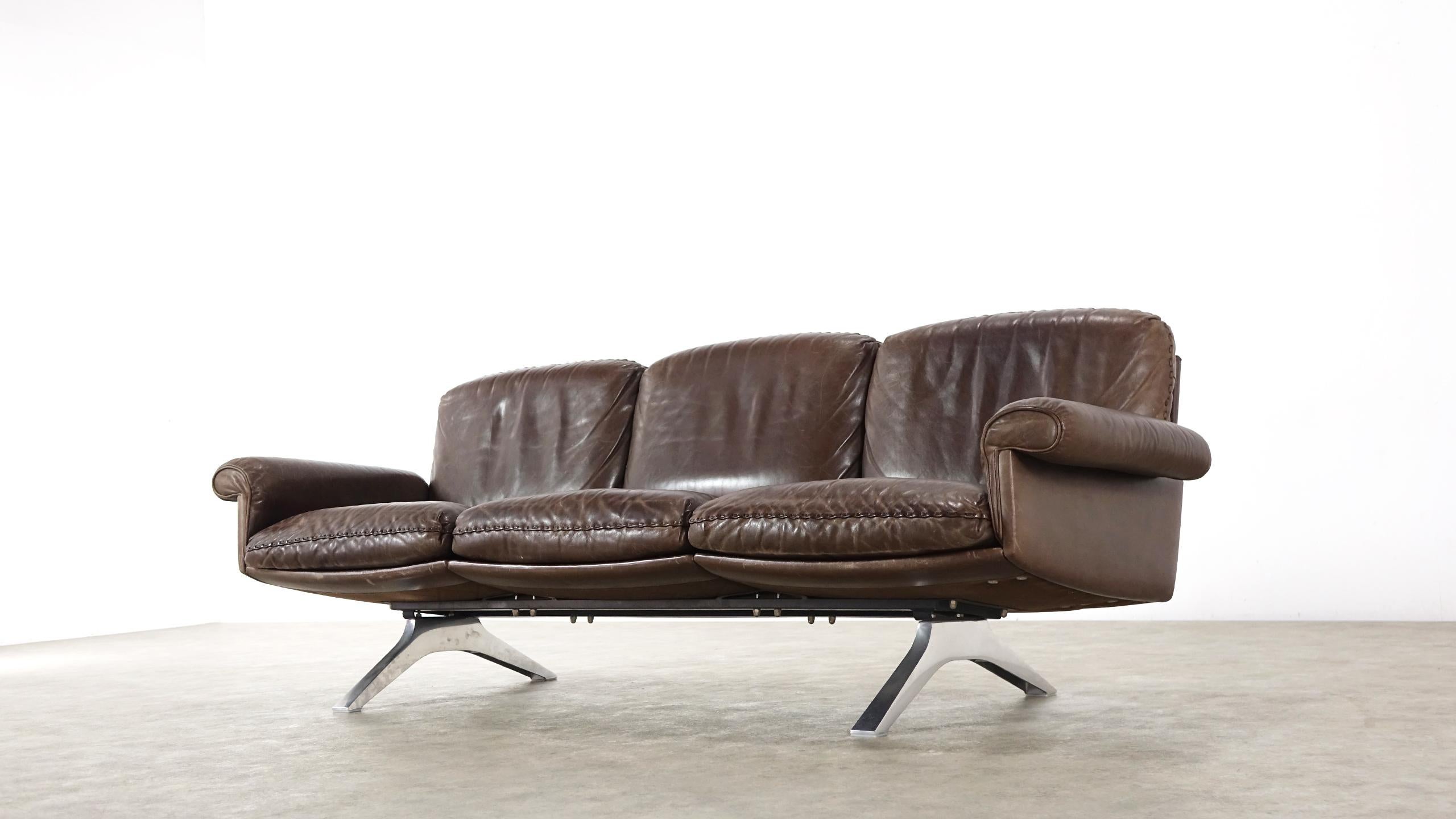 Late 20th Century De Sede DS 31 Set of a Swivel Armchair and a Three-Seat Sofa from Switzerland