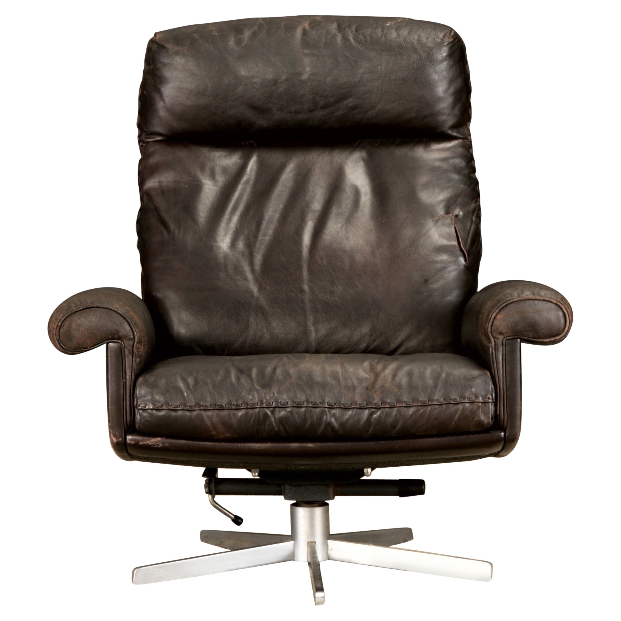 Silla giratoria De Sede DS-31 de cuero marrón oscuro cosido a mano Suiza Años 70 en venta