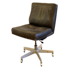De Sede DS 35 Executive Swivel Chair on Casters Distressed Leather in Black