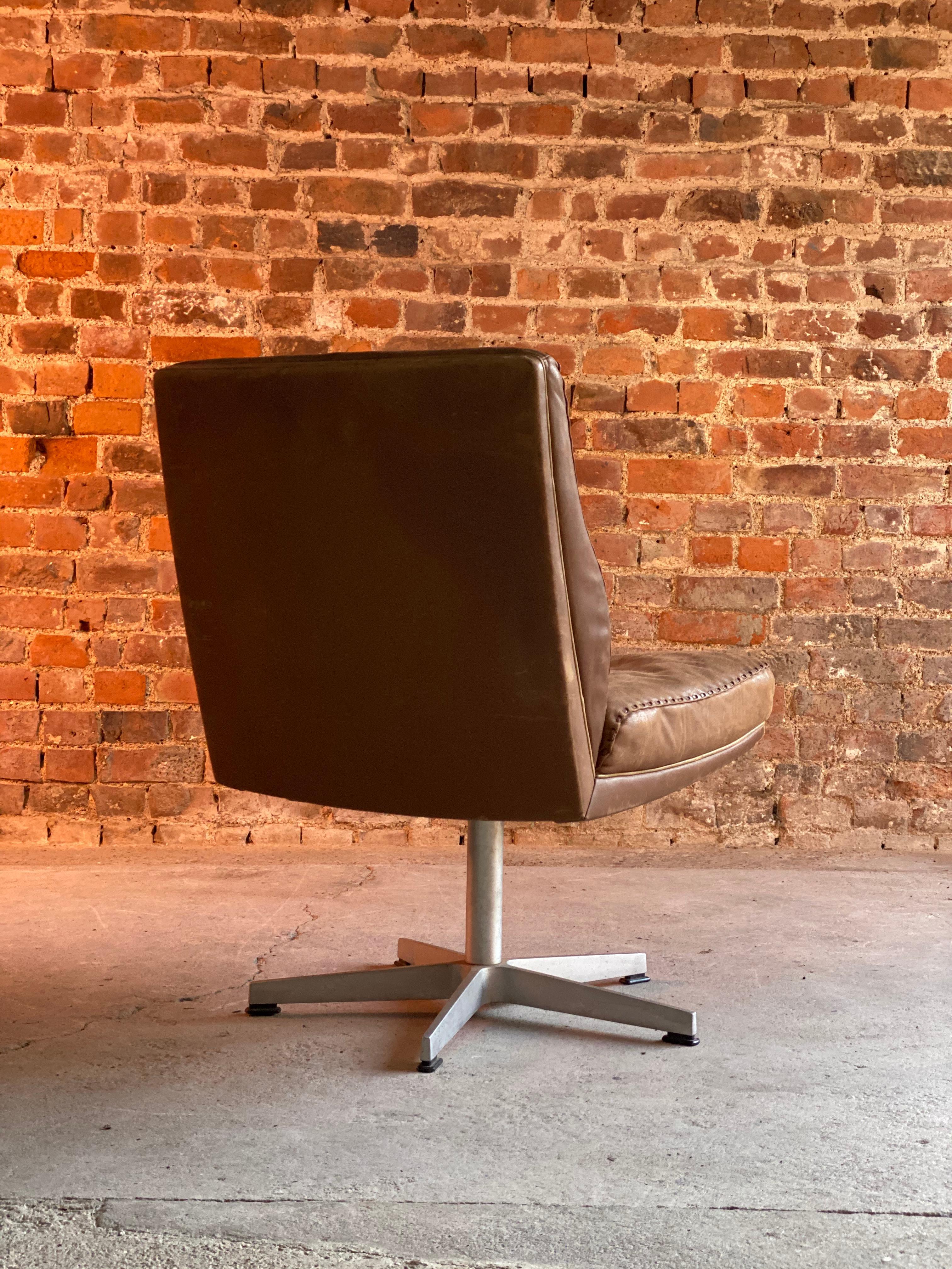Cuir De Sede DS 35 Executive Swivel Desk Chair, Suisse, vers 1960