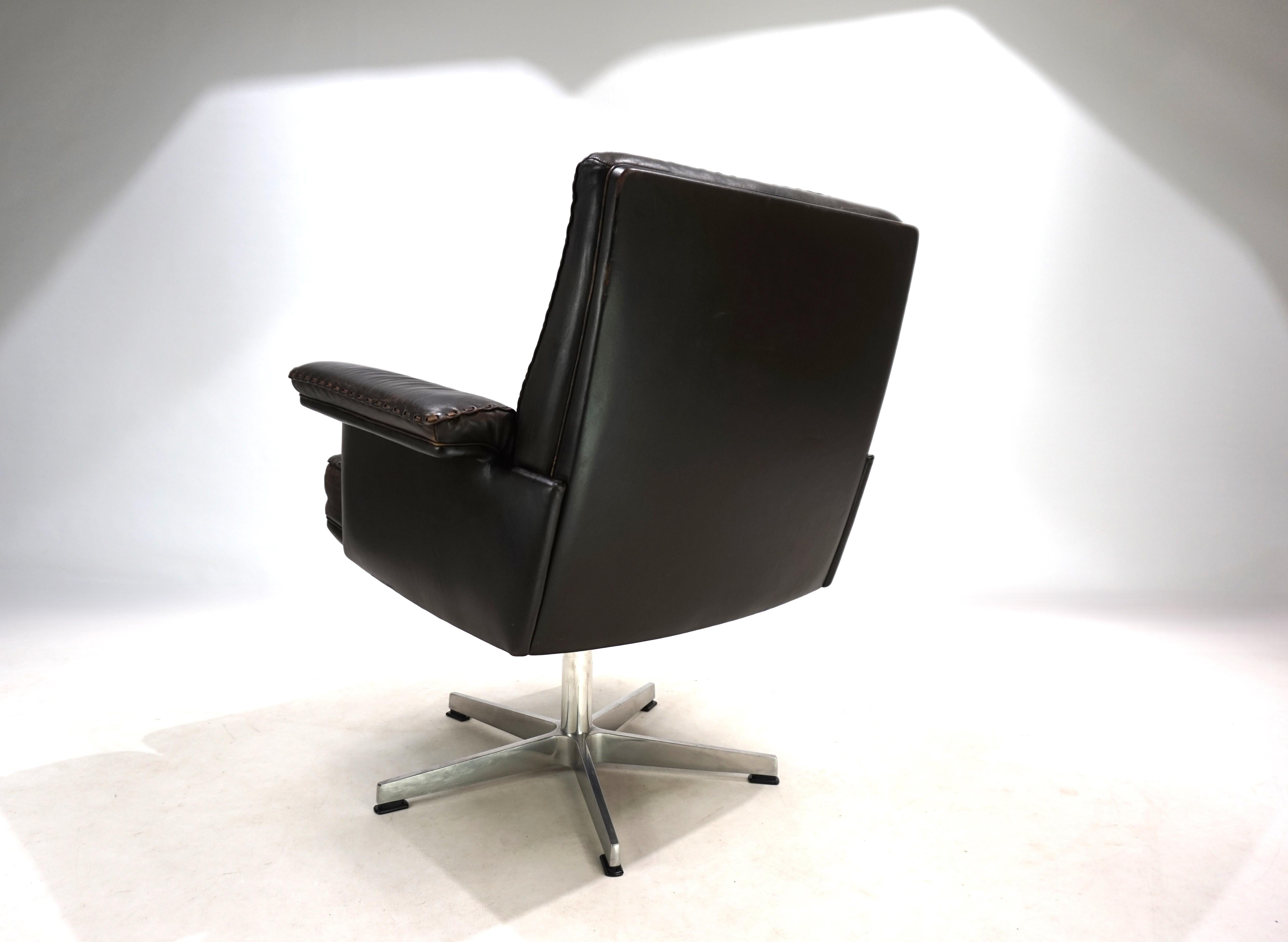 Swiss De Sede DS 35 leather armchair, 1960 For Sale
