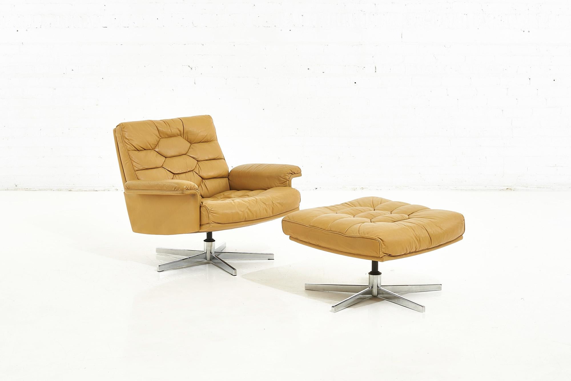 De Sede DS 35 Swivel Chair and Ottoman, Robert Haussmann Switzerland, 1970 1