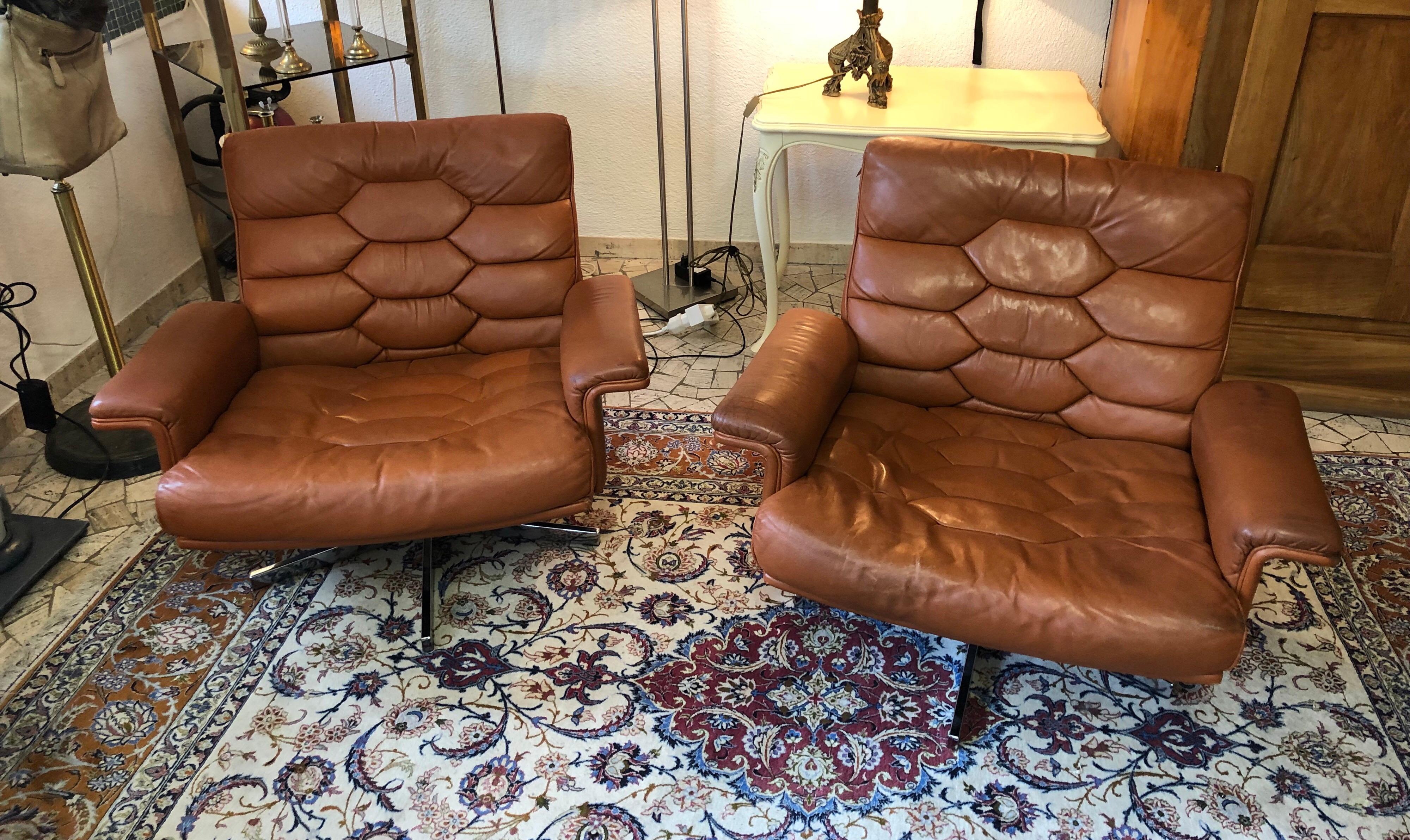 De Sede Ds 35 Swivel Lounge Armchairs by Robert Haussmann, 1970s  In Good Condition In Sofia, BG