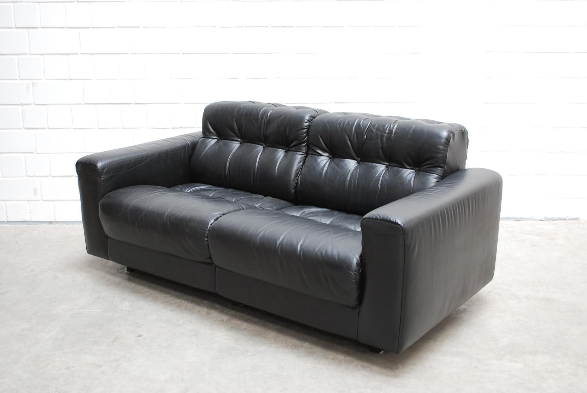 De Sede DS 40 2-Seat Sofa Black Leather Sofa, 1970 3