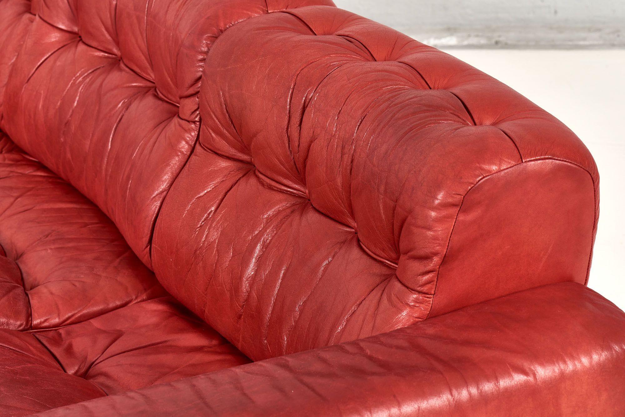 De Sede DS-40 Red Leather Sofa, 1970 5