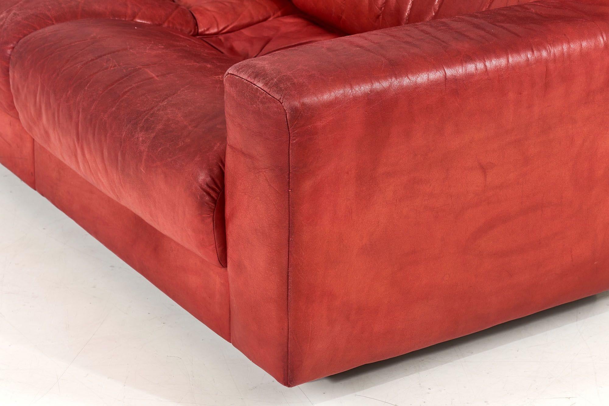 De Sede DS-40 Red Leather Sofa, 1970 7