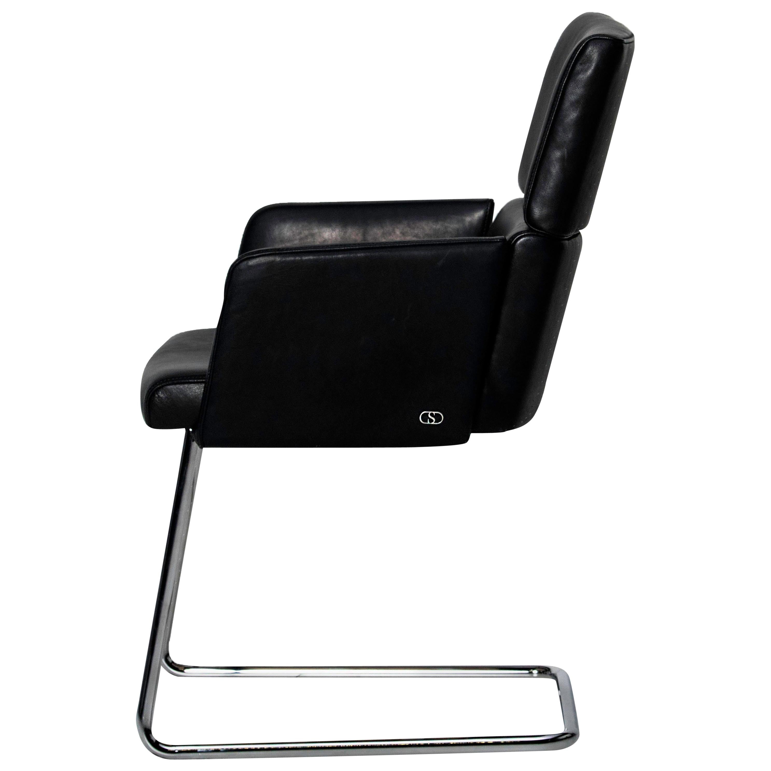 De Sede DS-414/62 Cantilevered Armchair in Black Leather by De Sede Design Team For Sale