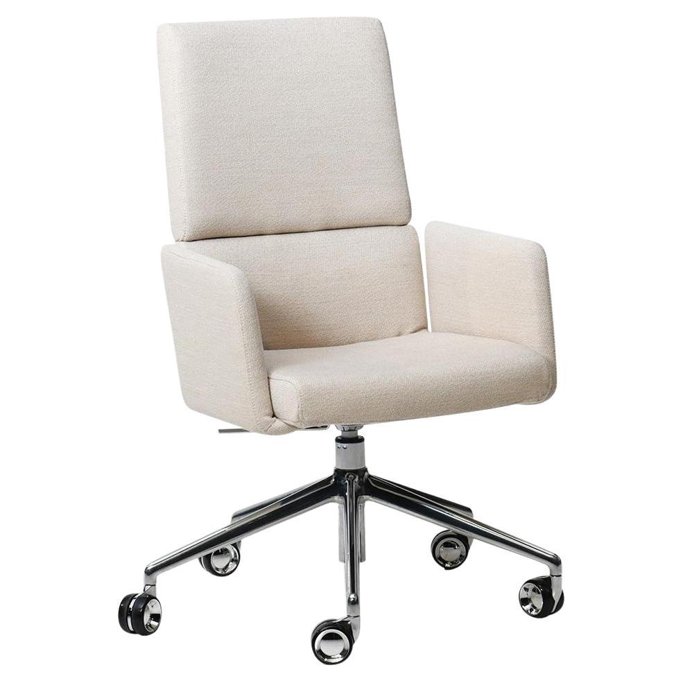 De Sede fauteuil DS-414 à base pivotante en tissu blanc par De Sede Design Team