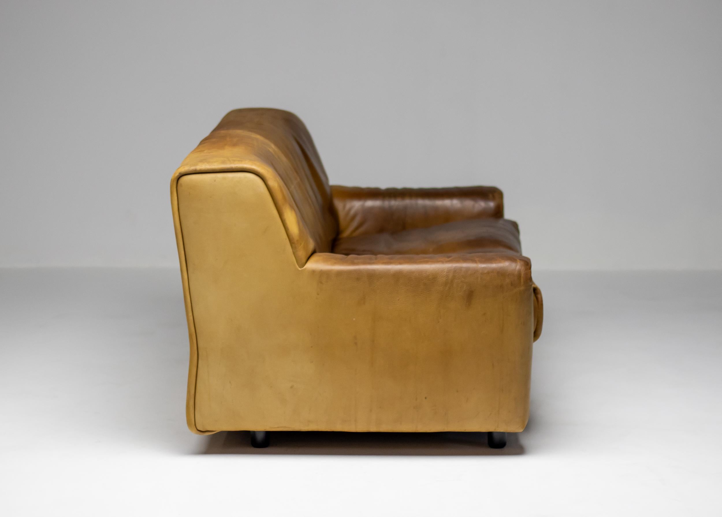 De Sede DS-42 Buffalo Leather Two-Seat Sofa 3