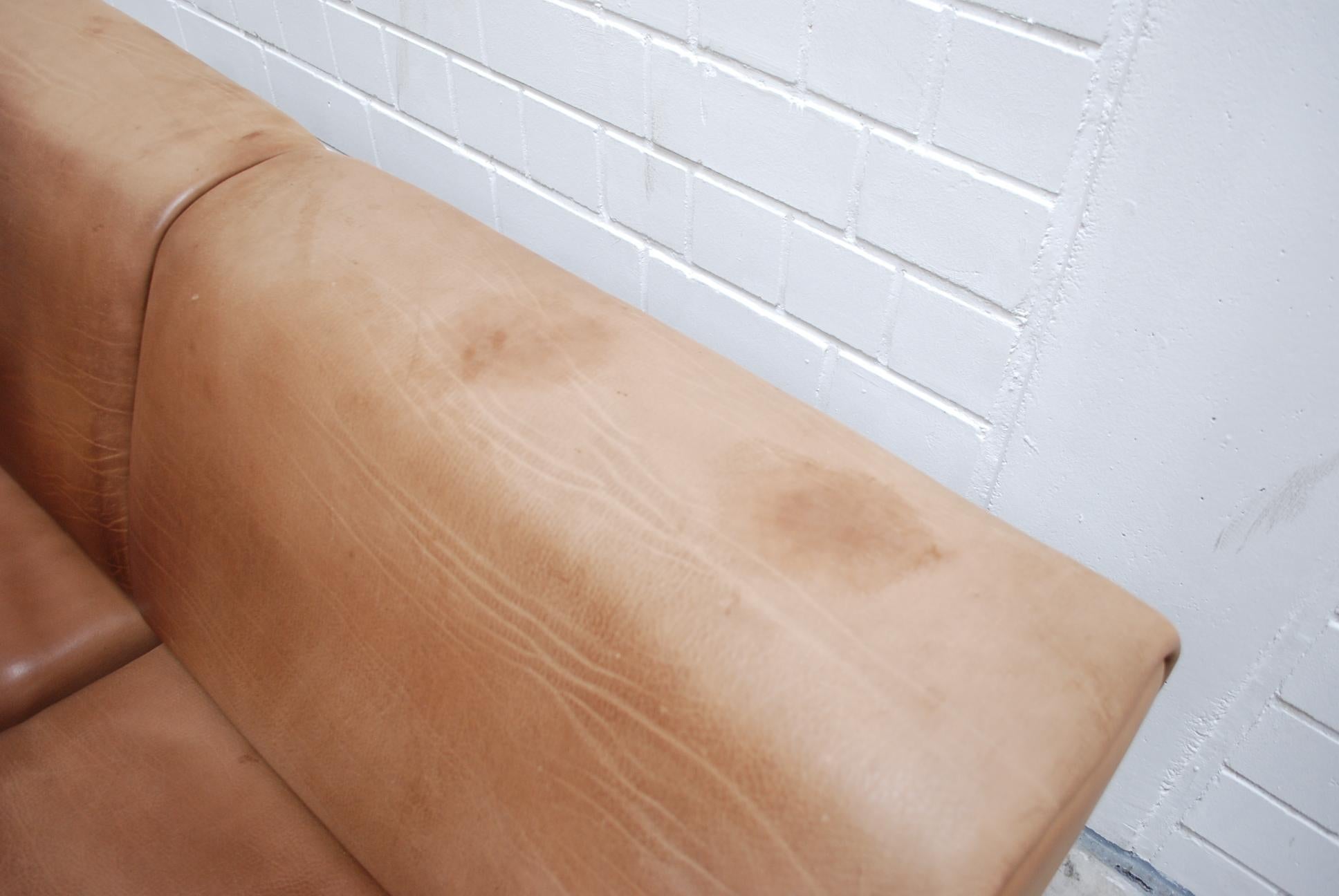 De Sede Ds 42 Neck Leather Sofa 8