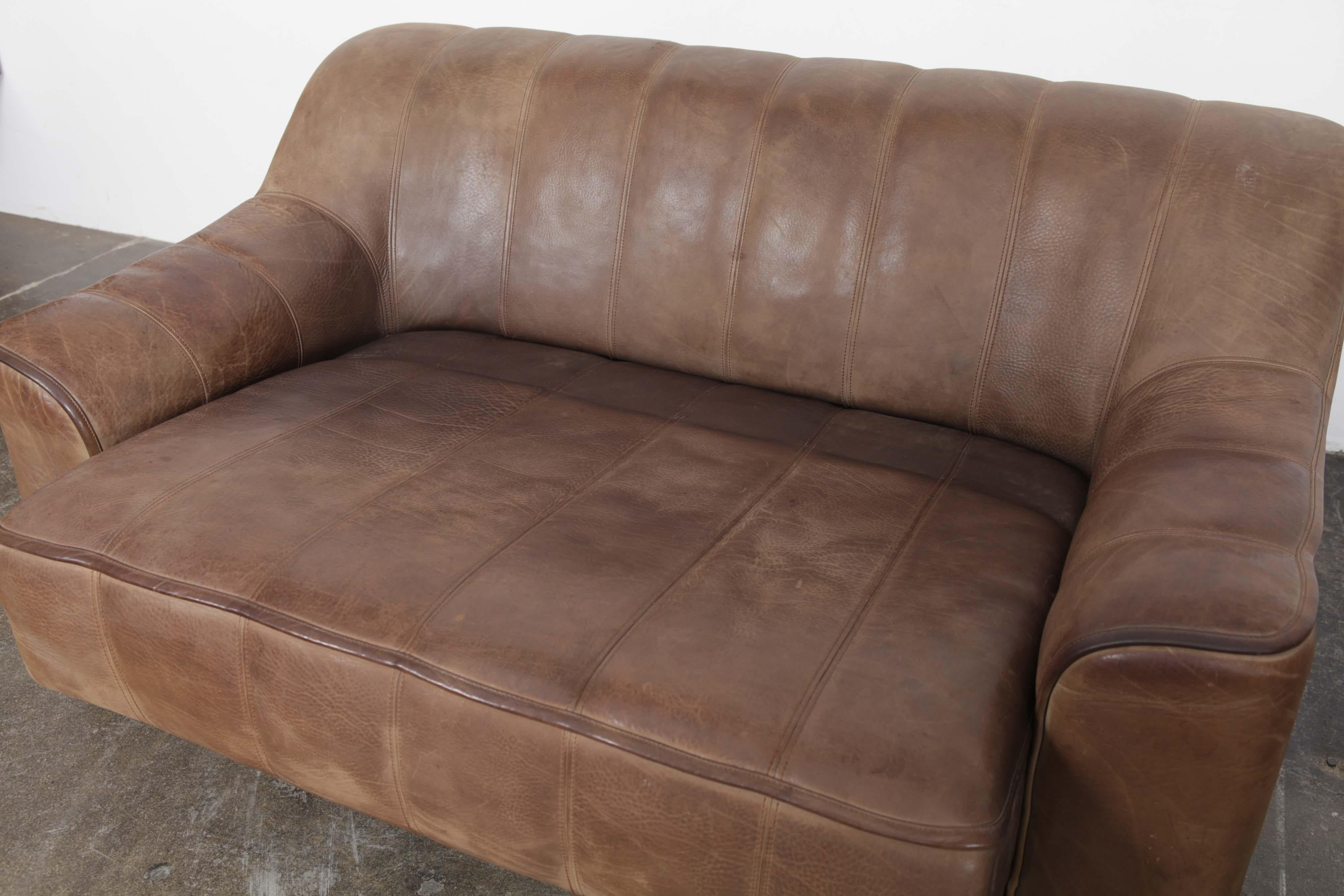 De Sede DS 44 2-Seat Sofa in Buffalo Leather, Switzerland, 1970s For Sale 3
