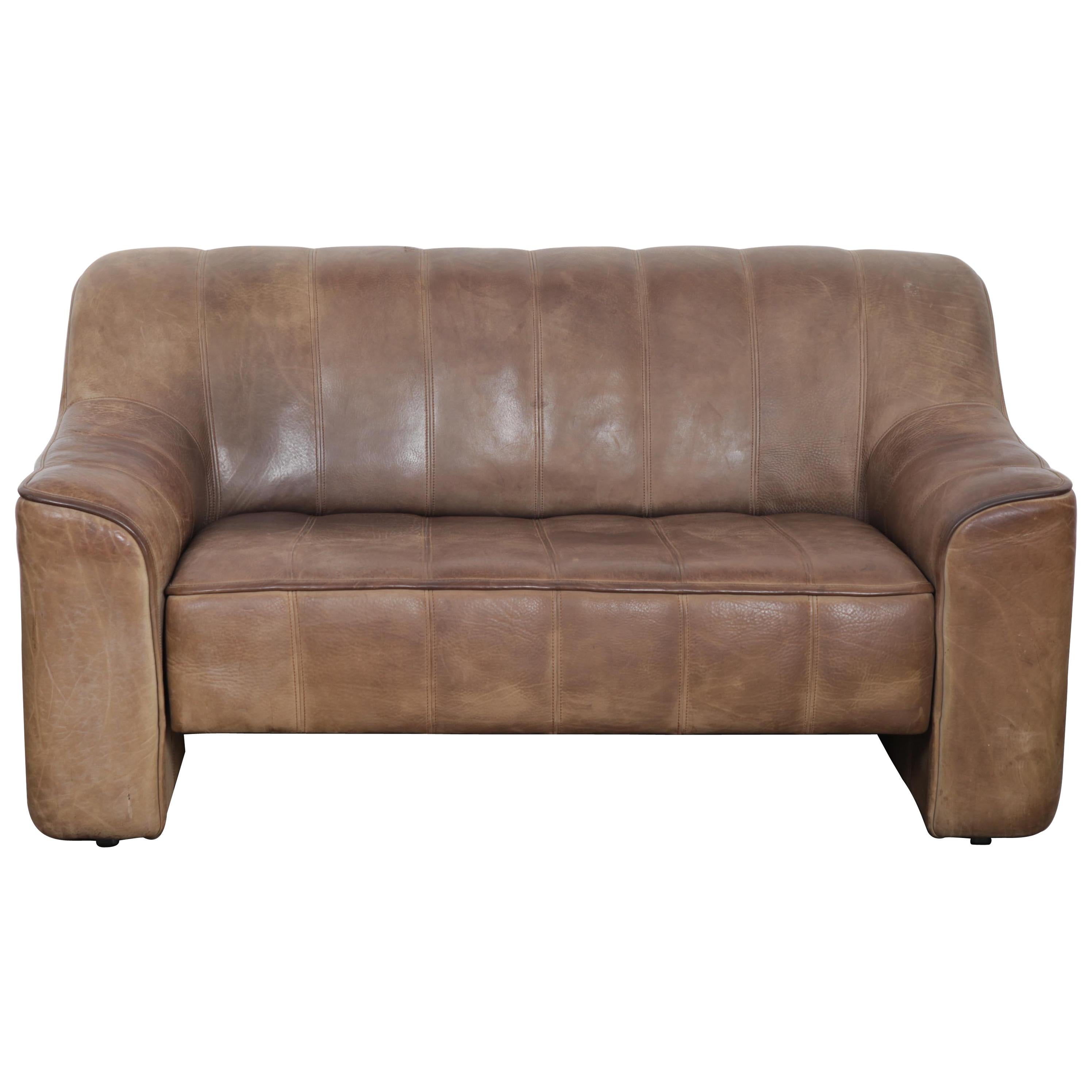 De Sede DS 44 2-Seat Sofa in Buffalo Leather, Switzerland, 1970s For Sale