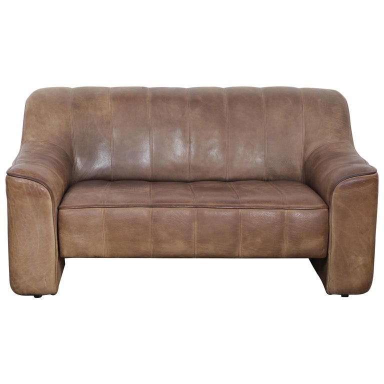 De Sede DS 44 2Seat Sofa in Buffalo Leather, Switzerland, 1970s For