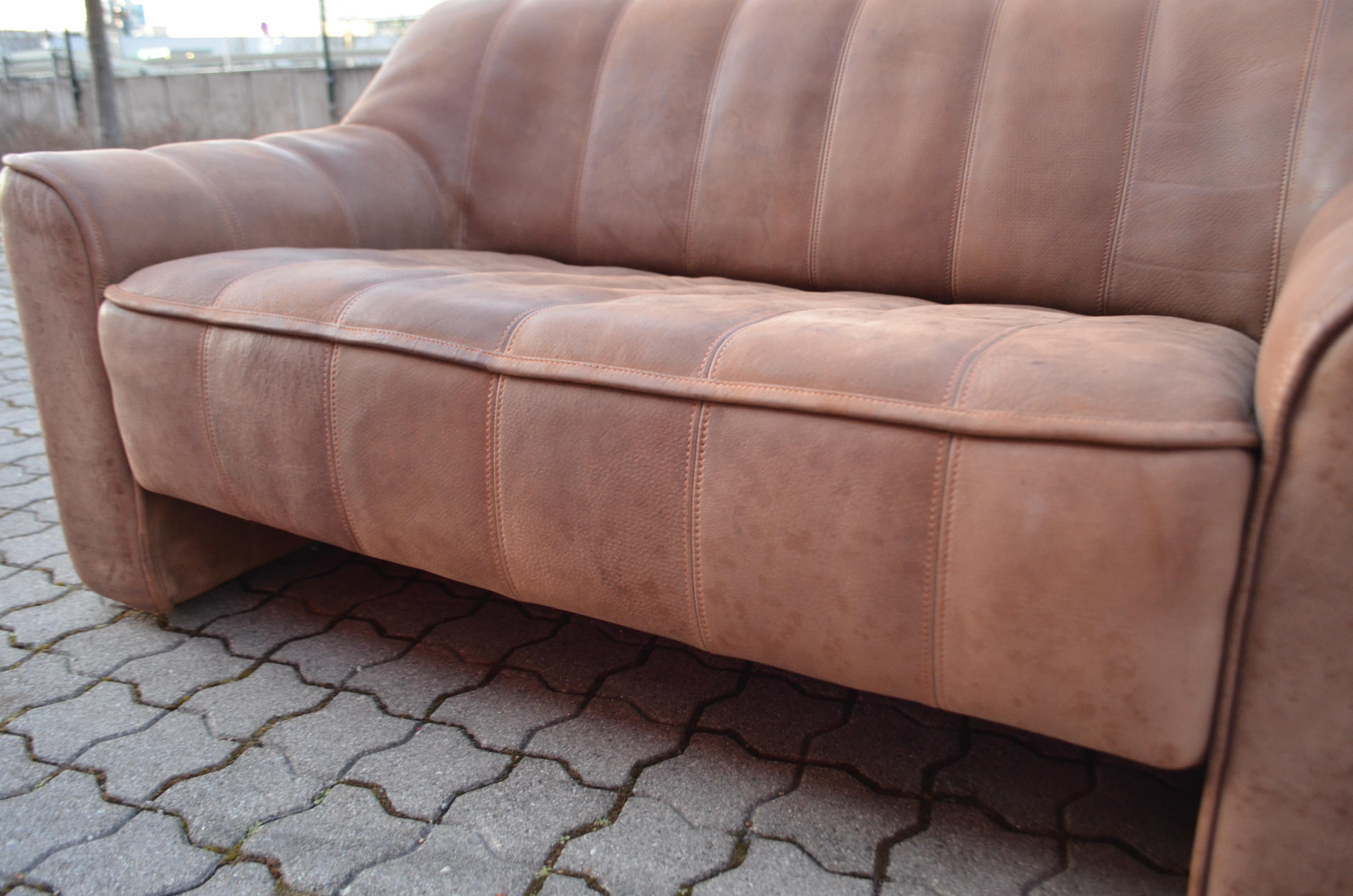 De Sede Ds 44 Loveseat Neck Leather Sofa Brown In Good Condition For Sale In Munich, Bavaria