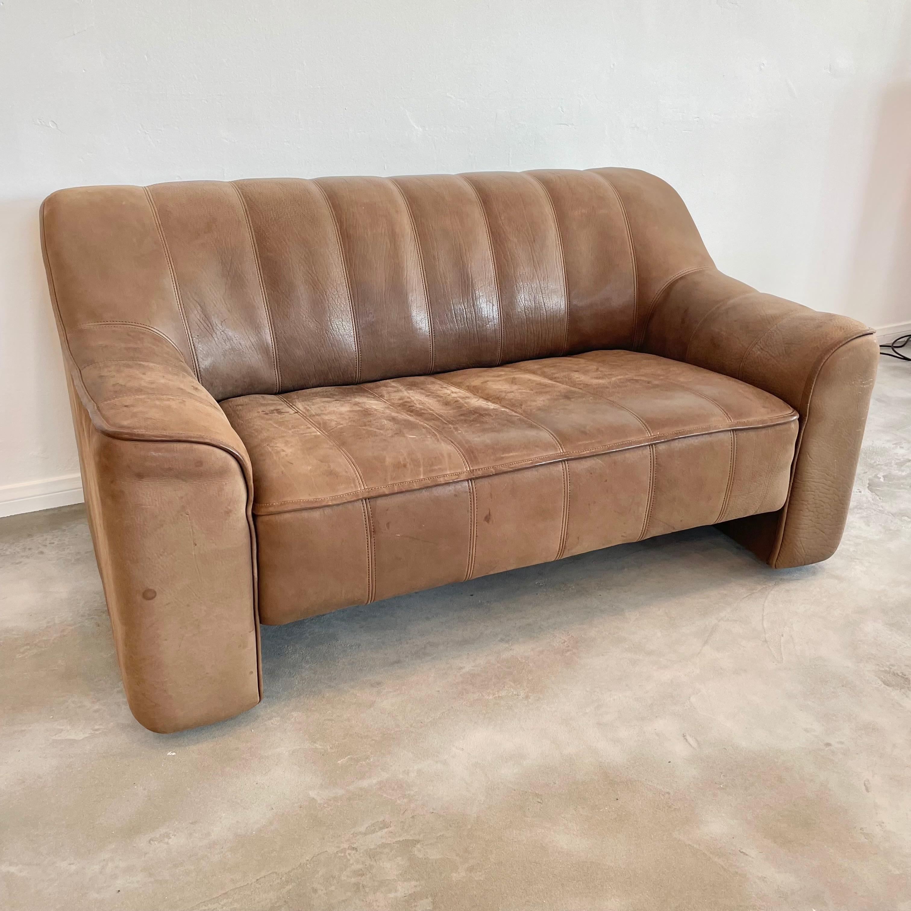 De Sede DS 44 Sofa in Buffalo Leather, 1980s Switzerland 7