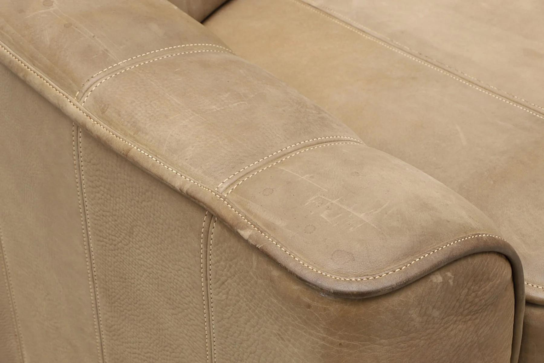 De sede ds 44 three seat extendable sofa in buffalo leather For Sale 1