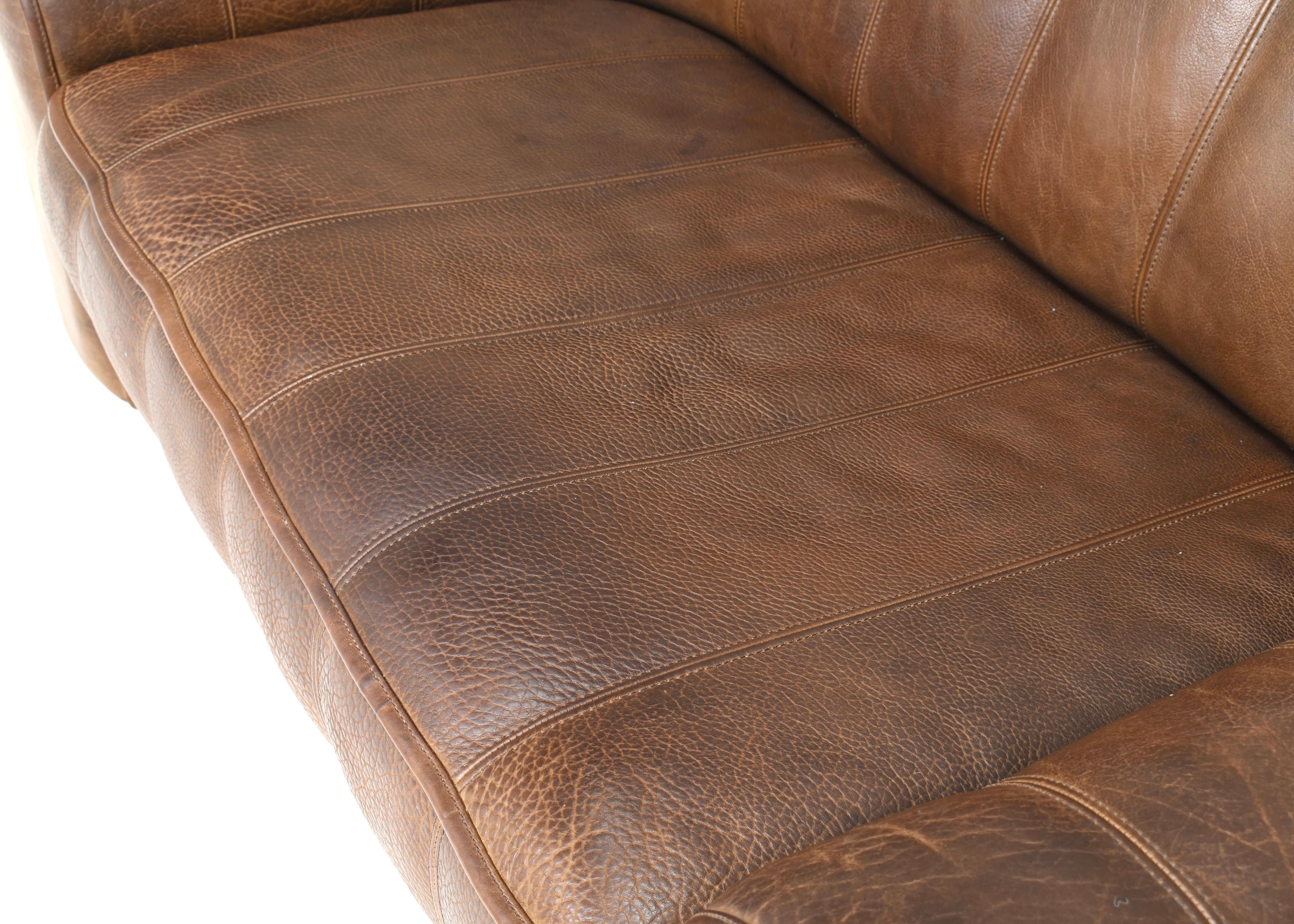 De Sede DS-44 two seat sofa in Tan Buffalo leather – Switzerland, 1970s en vente 8