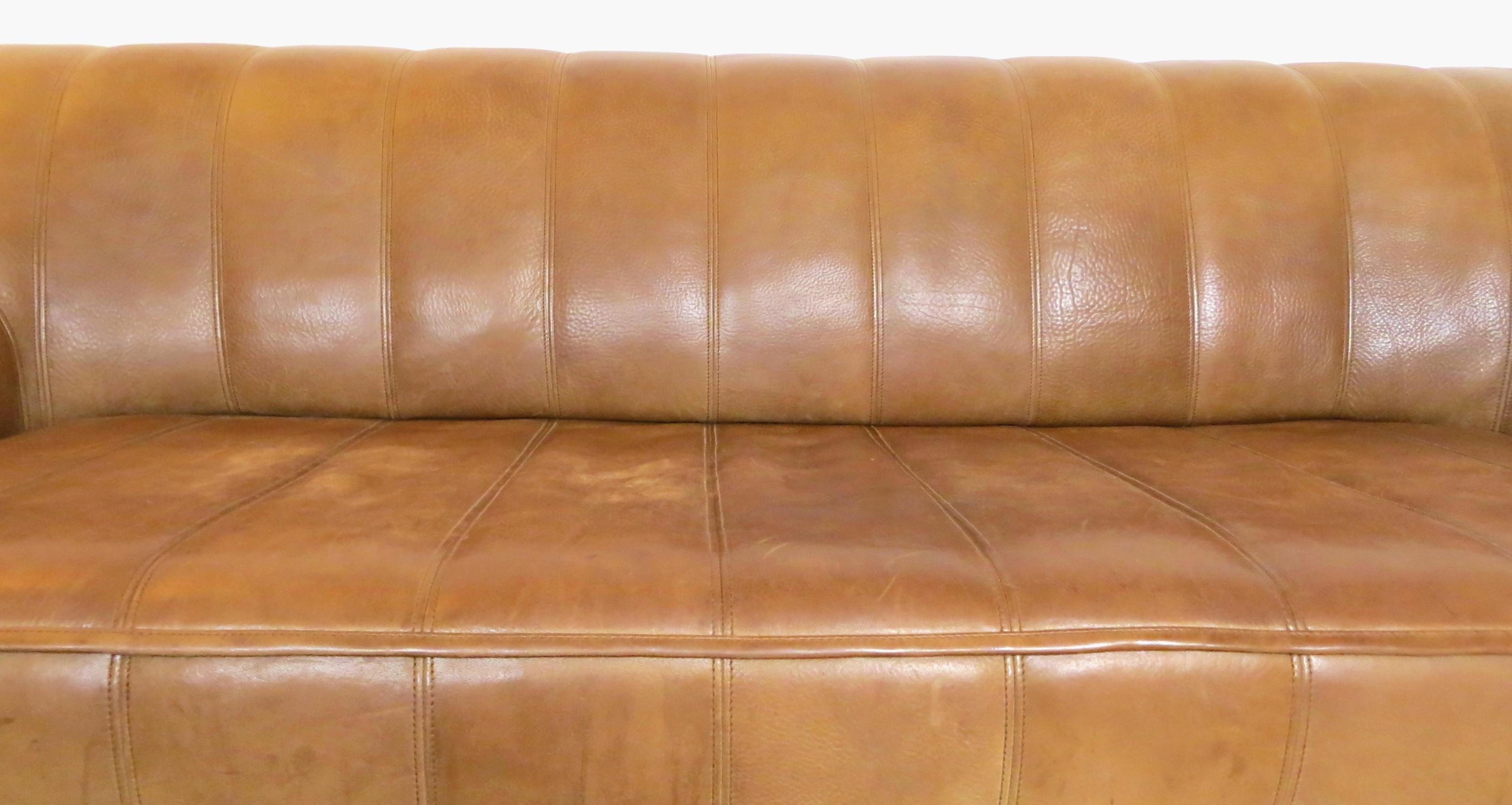 Late 20th Century De Sede DS-44 Vintage Thick Buffalo Neck, Leather Lounge 3-Seat Sofa, 1970s