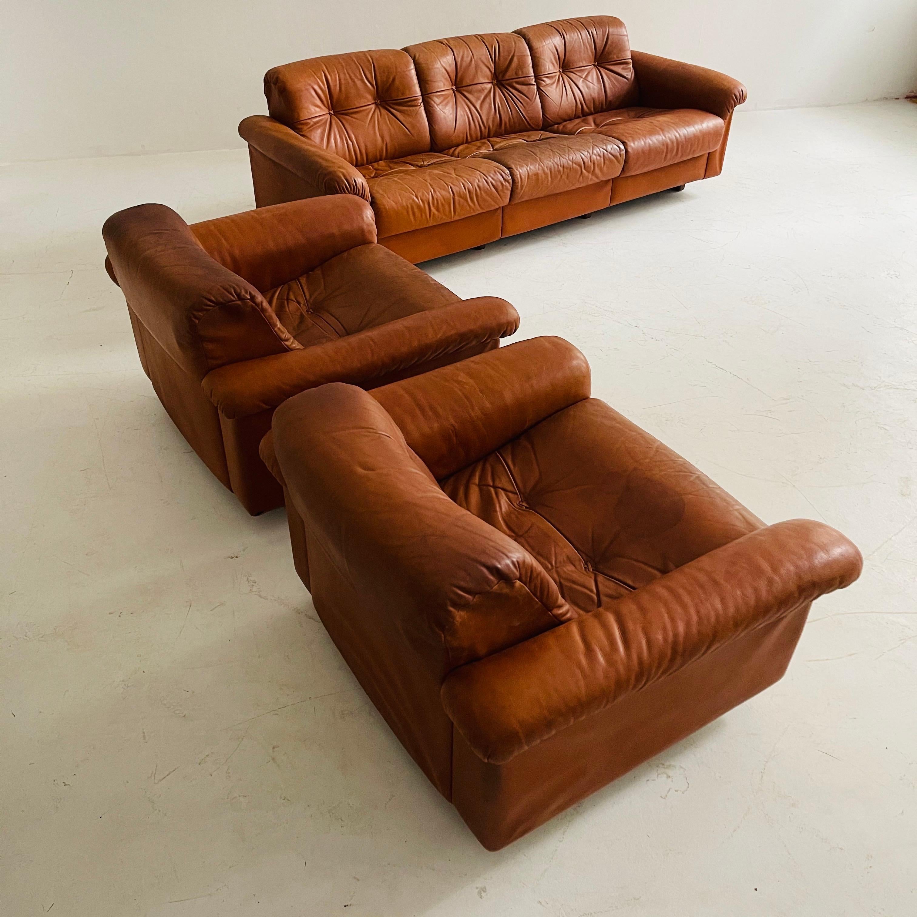 De Sede DS-45 Patinated Cognac Leather Living Room Suite Sofa, Swiss, 1970s For Sale 3
