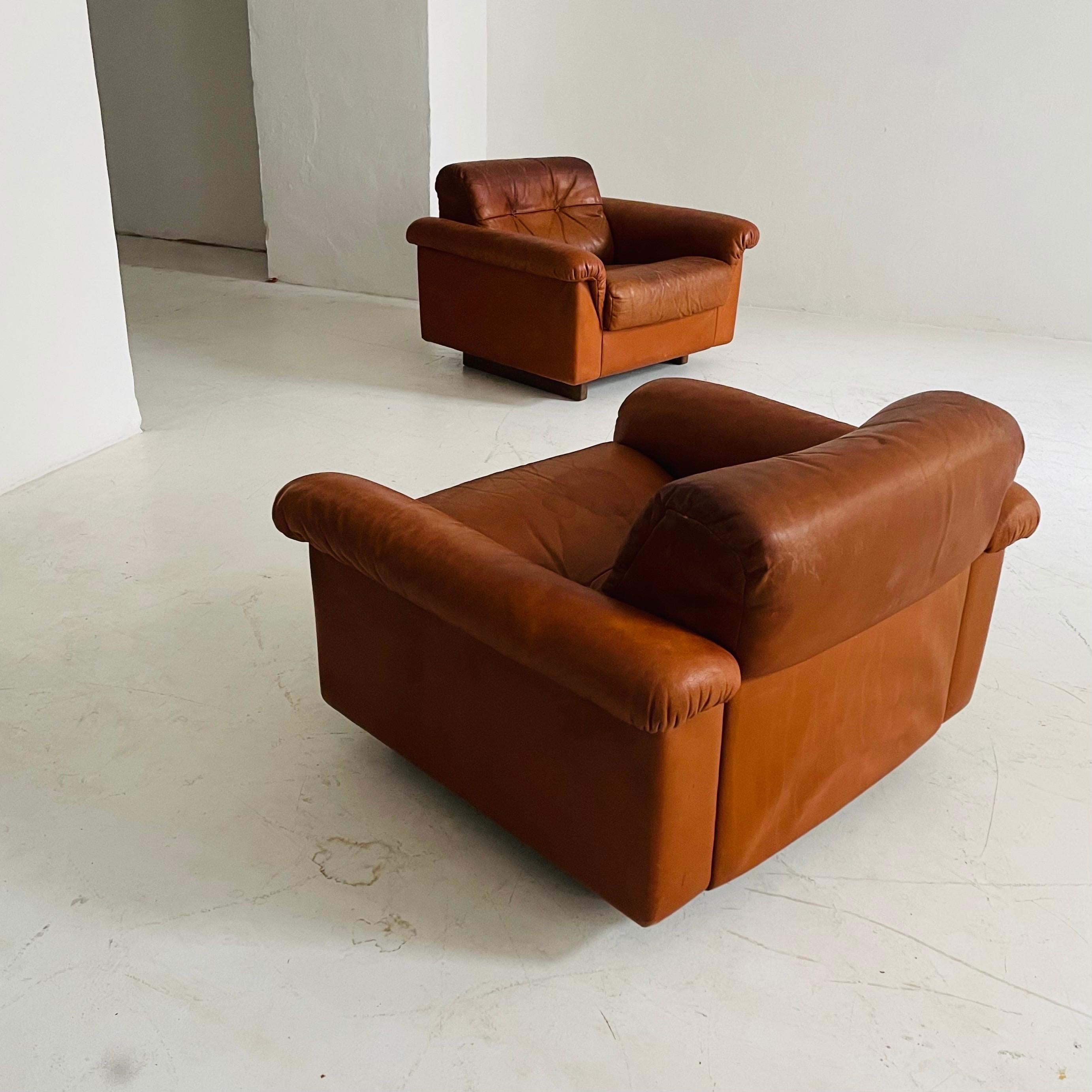 De Sede DS-45 Patinated Cognac Leather Living Room Suite Sofa, Swiss, 1970s For Sale 6