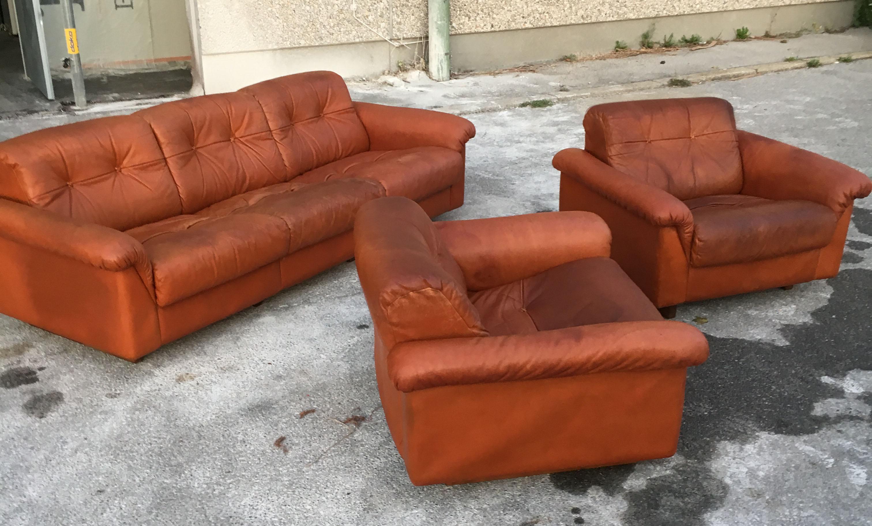 De Sede DS-45 Vintage Patinated Cognac Leather Three-Seat Sofa, Swiss, 1970s 4
