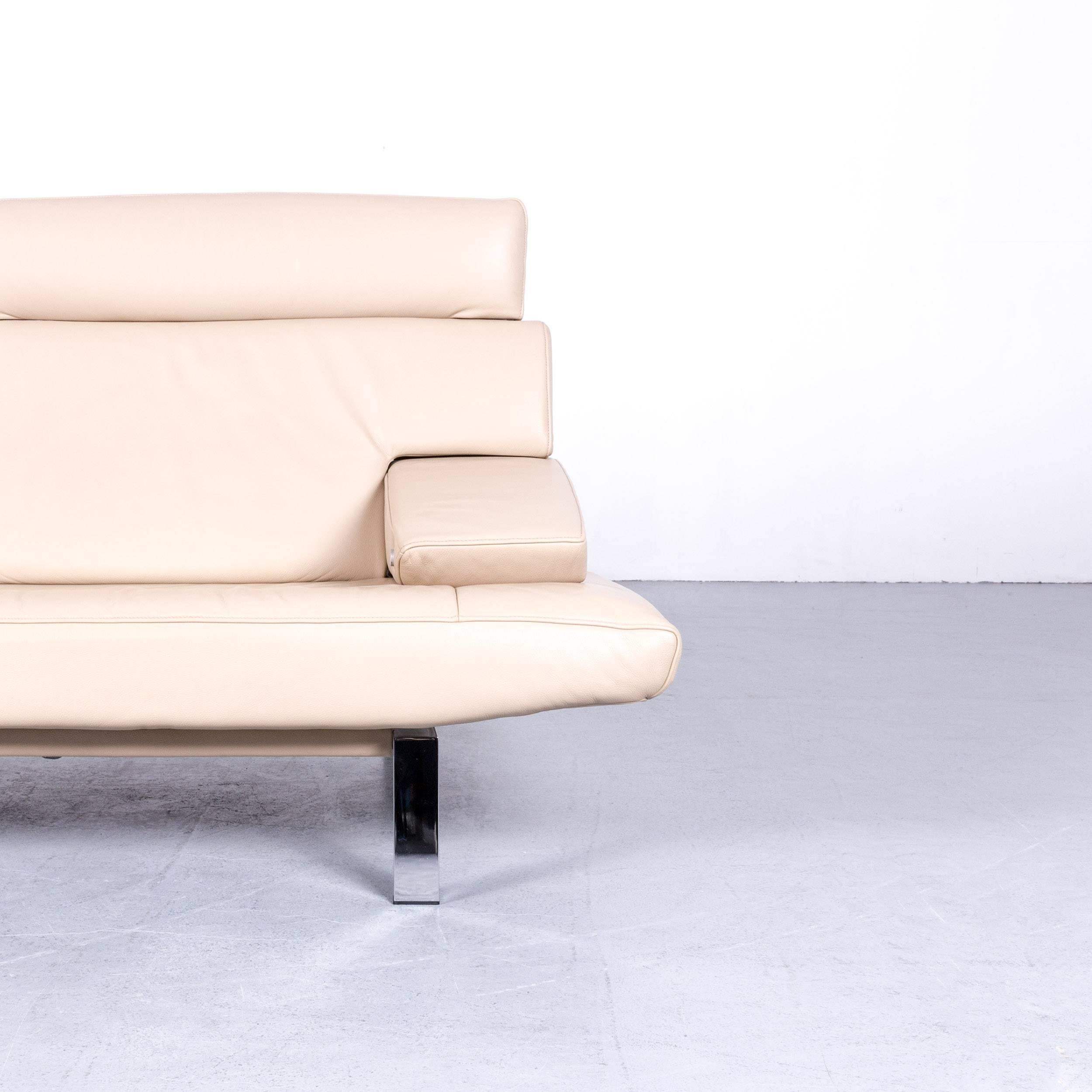De Sede DS 451 designer sofa leather crème beige relax function two-seat modern.