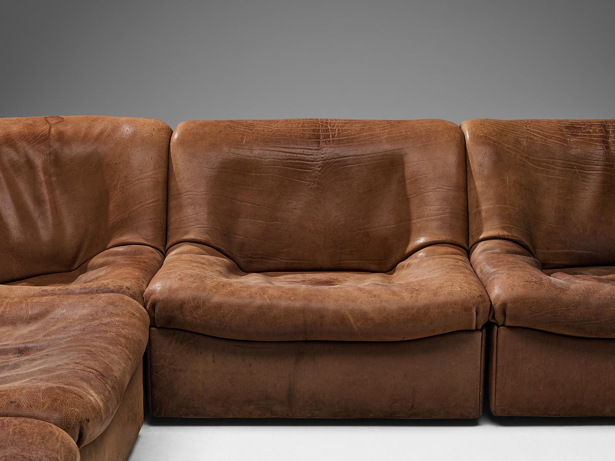 De Sede 'DS 46' Sectional Sofa in Patinated Buffalo Leather  3