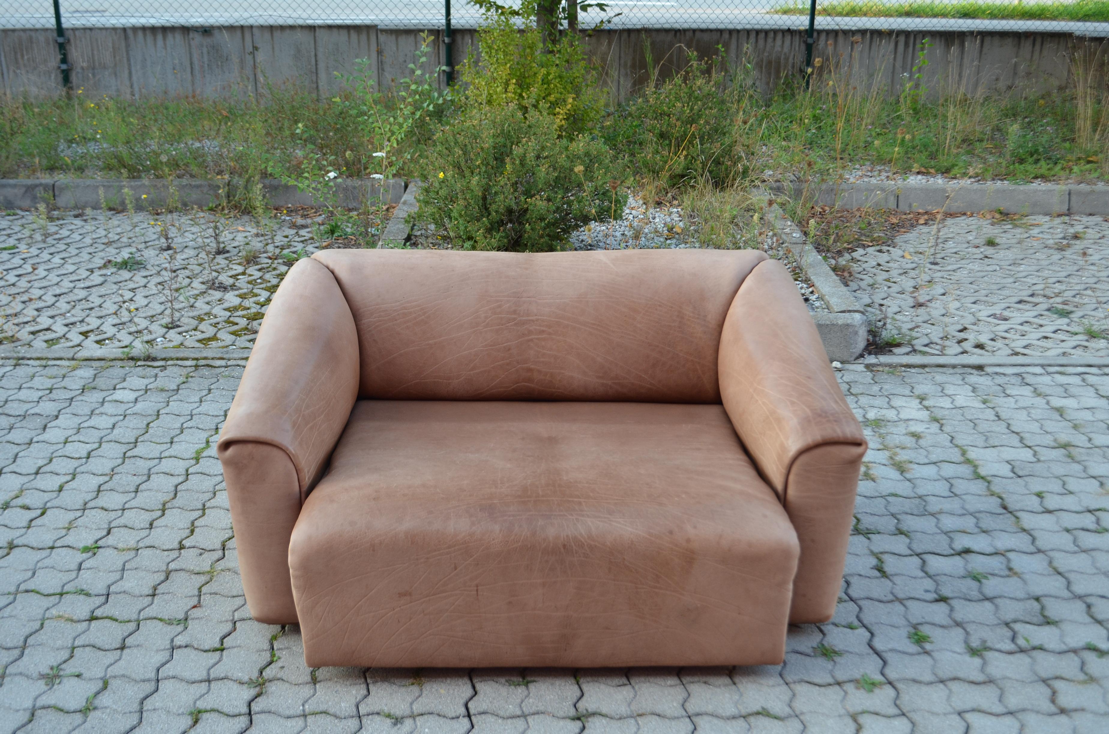 De Sede DS 47 Canapé à col bénitier en cuir marron en vente 1