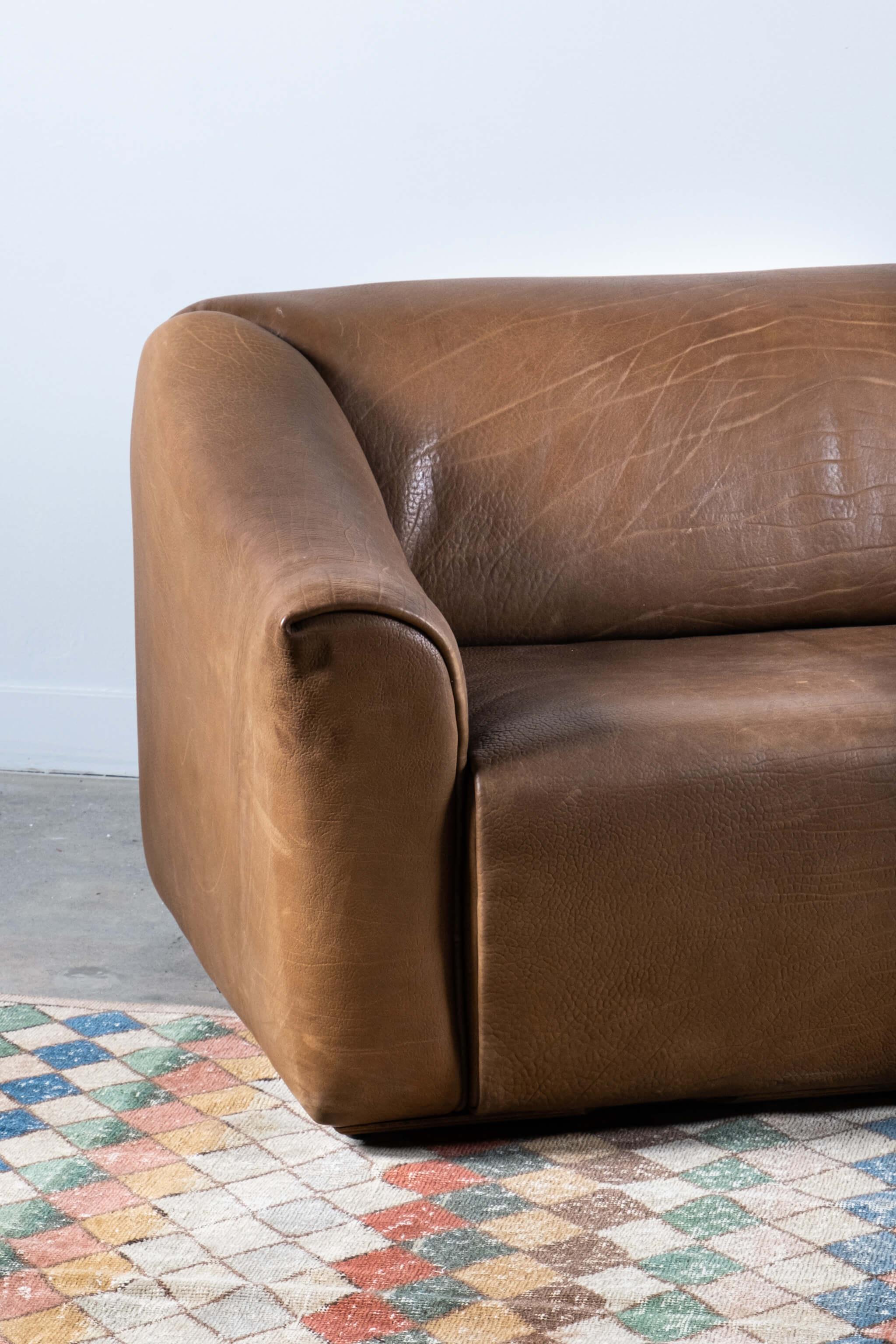 De Sede DS-47 Nackenleder 2-Sitzer Sofa im Zustand „Gut“ im Angebot in Toronto, CA
