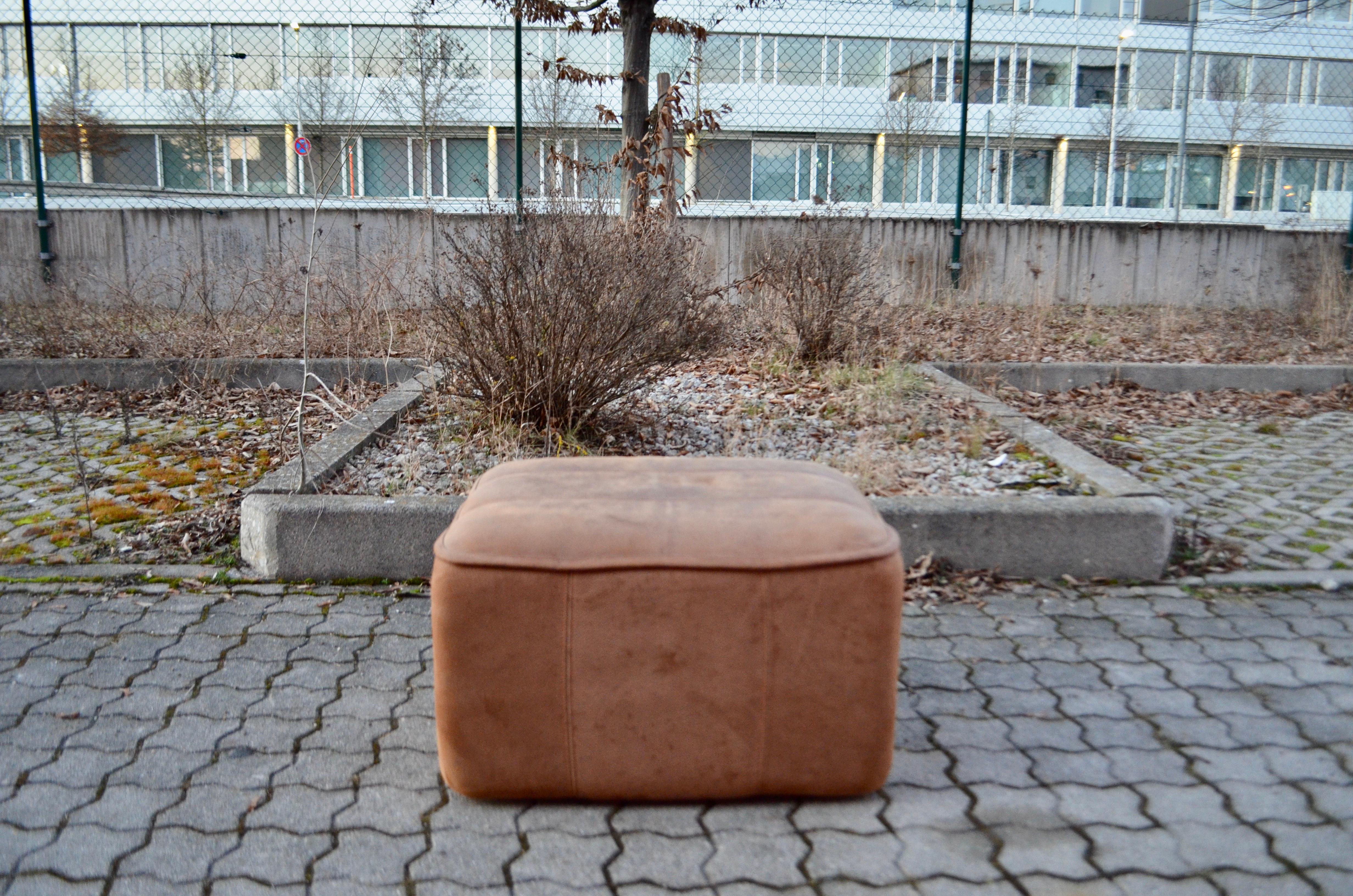 De Sede DS 47 Neck Leather Ottoman Pouf For Sale 6