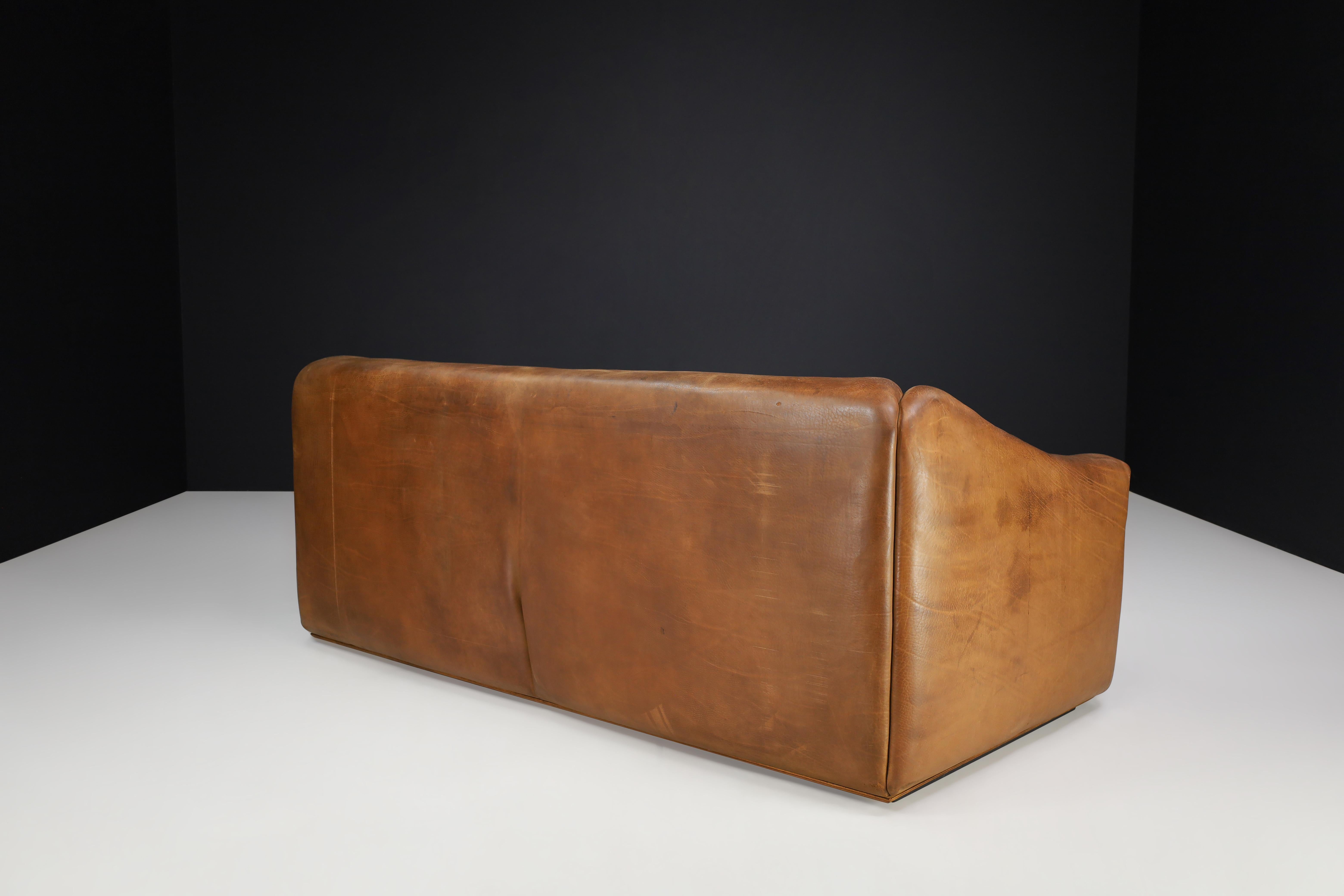 De Sede DS-47 Neck Leather Sofa from Switzerland 1970s   3
