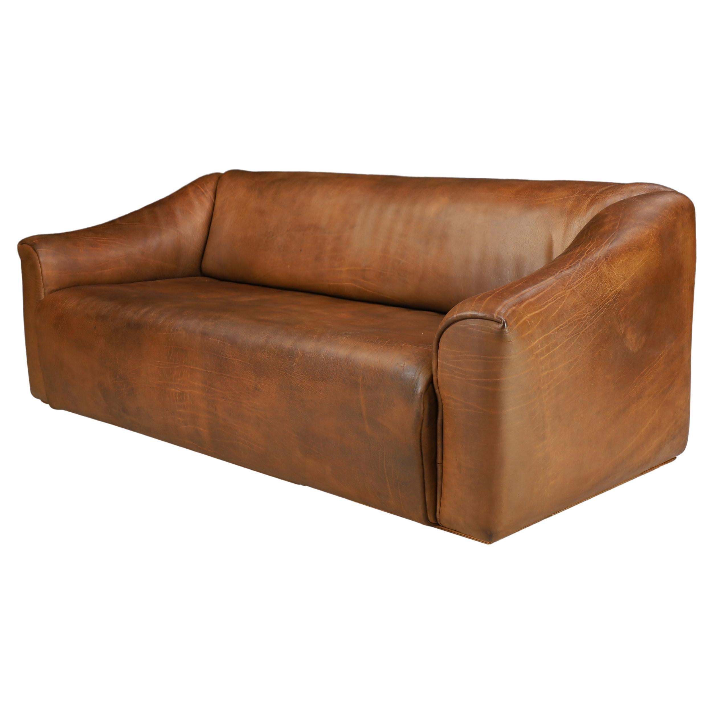 De Sede DS-47 Neck Leather Sofa from Switzerland 1970s For Sale at 1stDibs