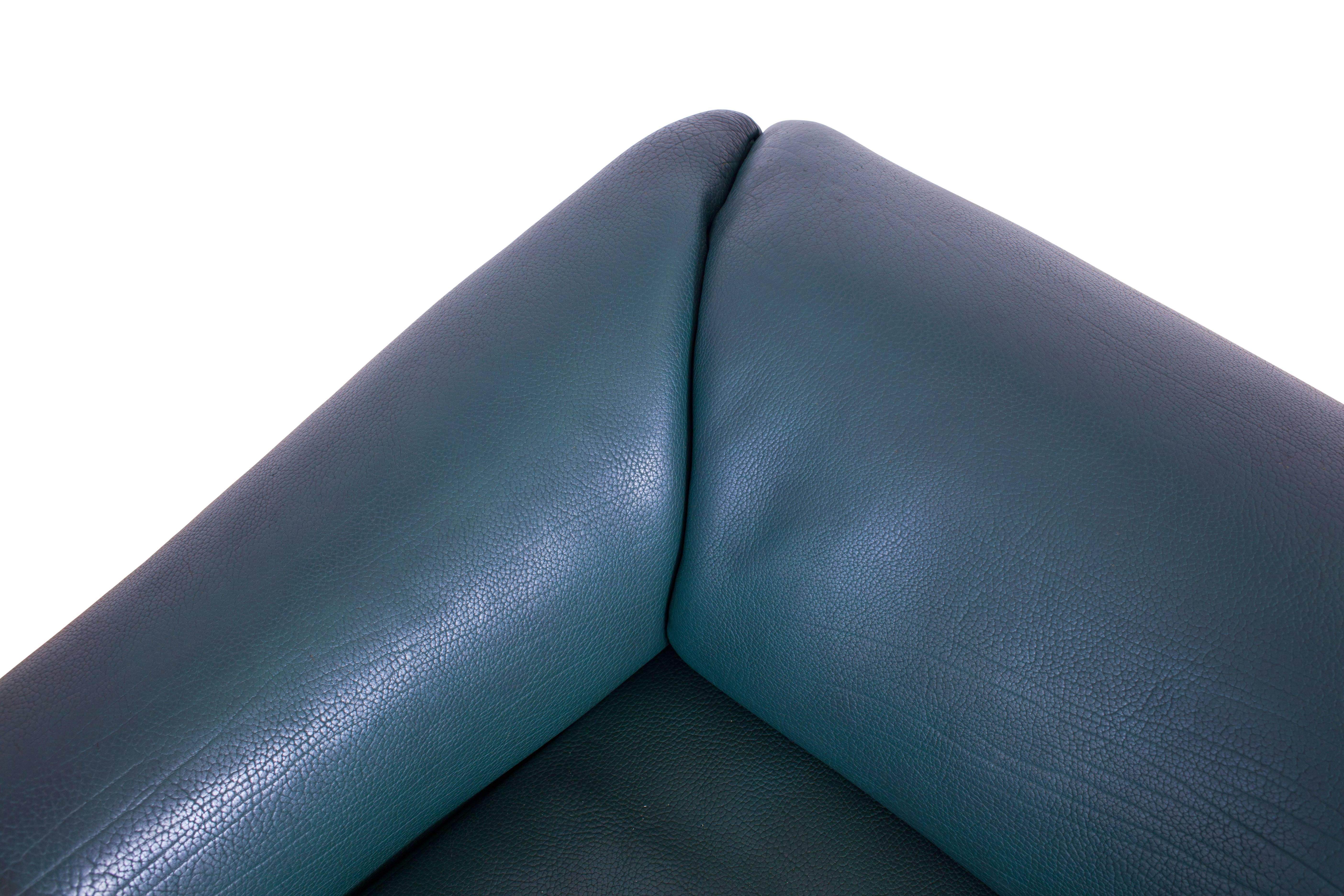 Mid-century modern De Sede DS 47 Sofa in Petrol Green Leather 3