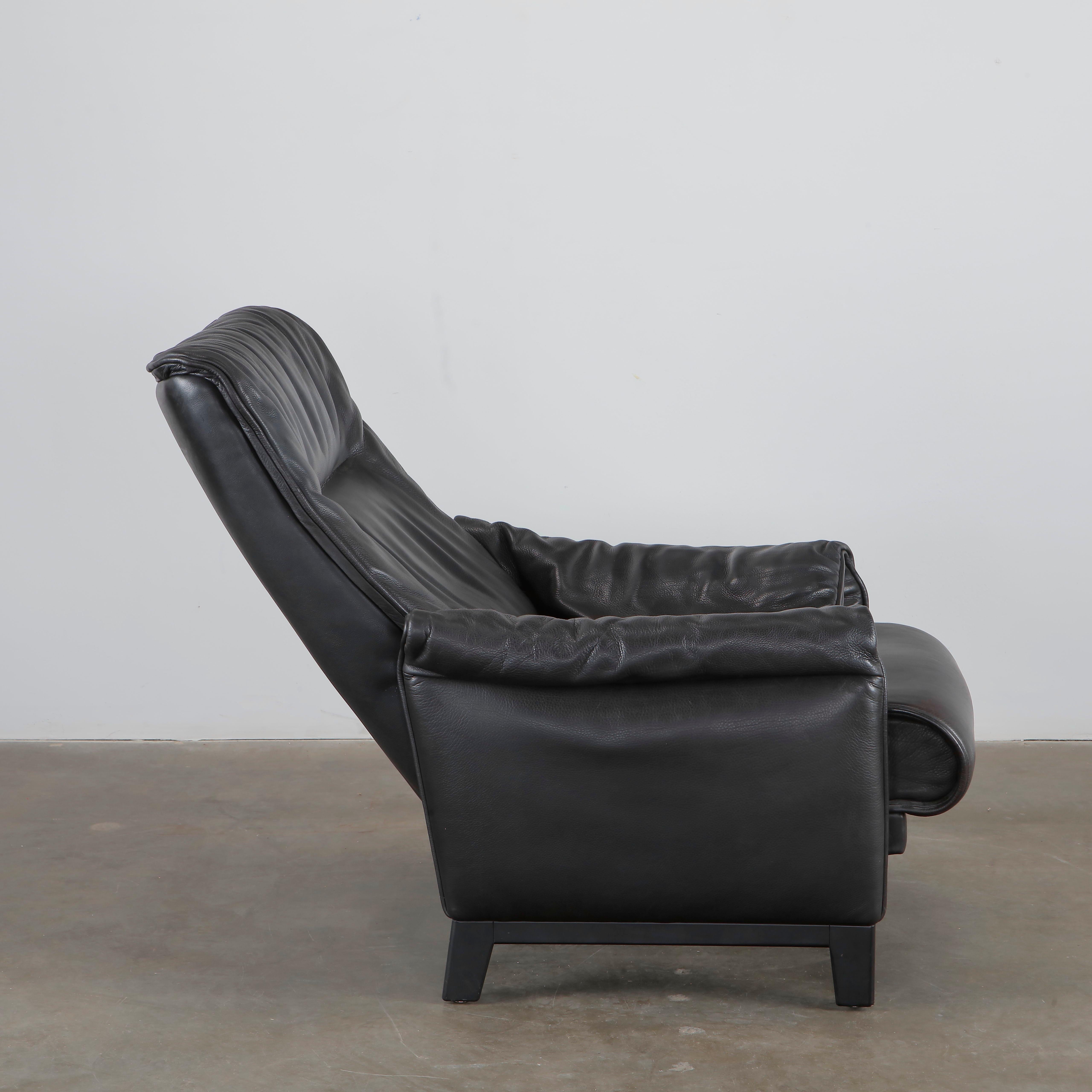 De Sede, DS 49 Sillón de cuero negro, años 70 en venta 4
