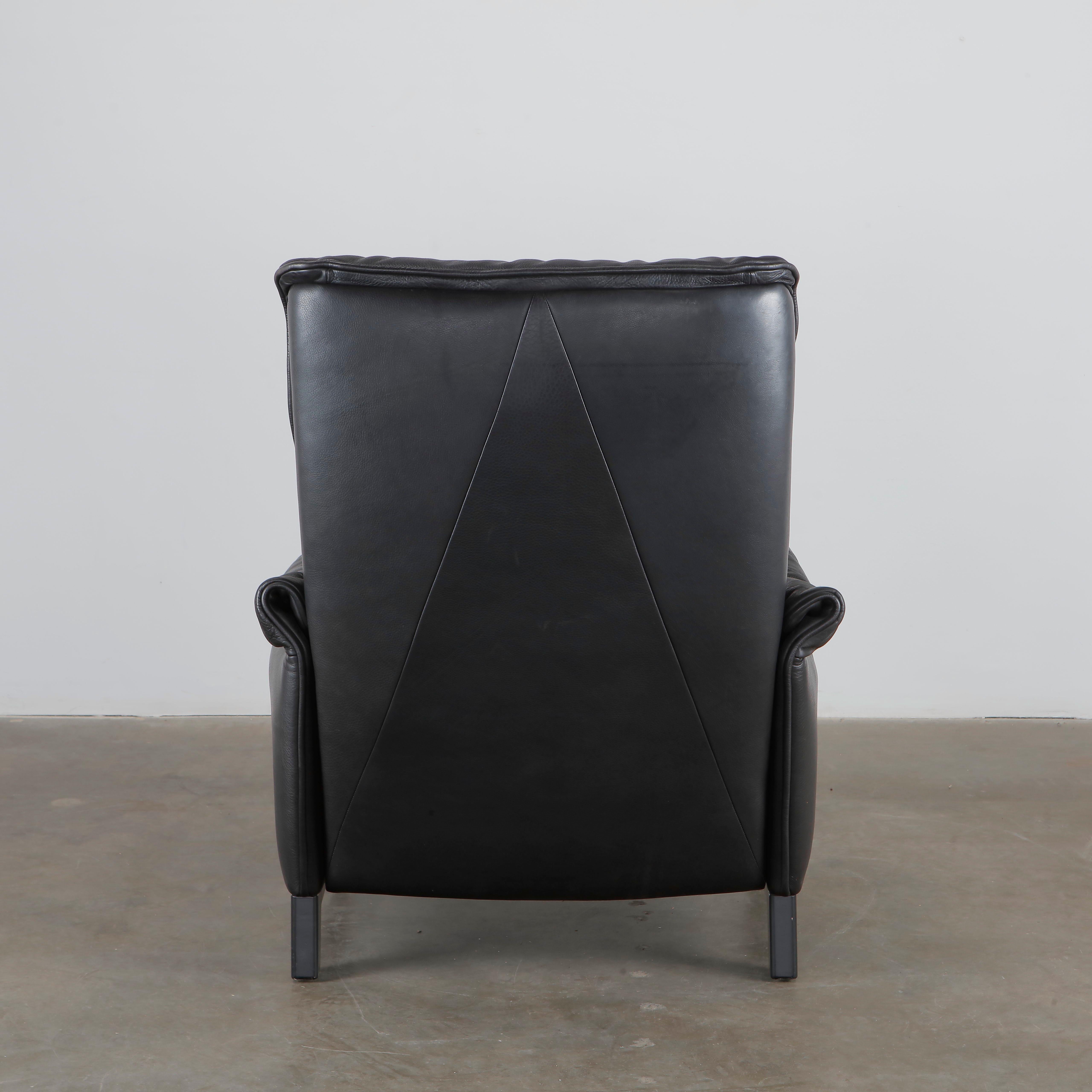 De Sede, DS 49 Sillón de cuero negro, años 70 en venta 6