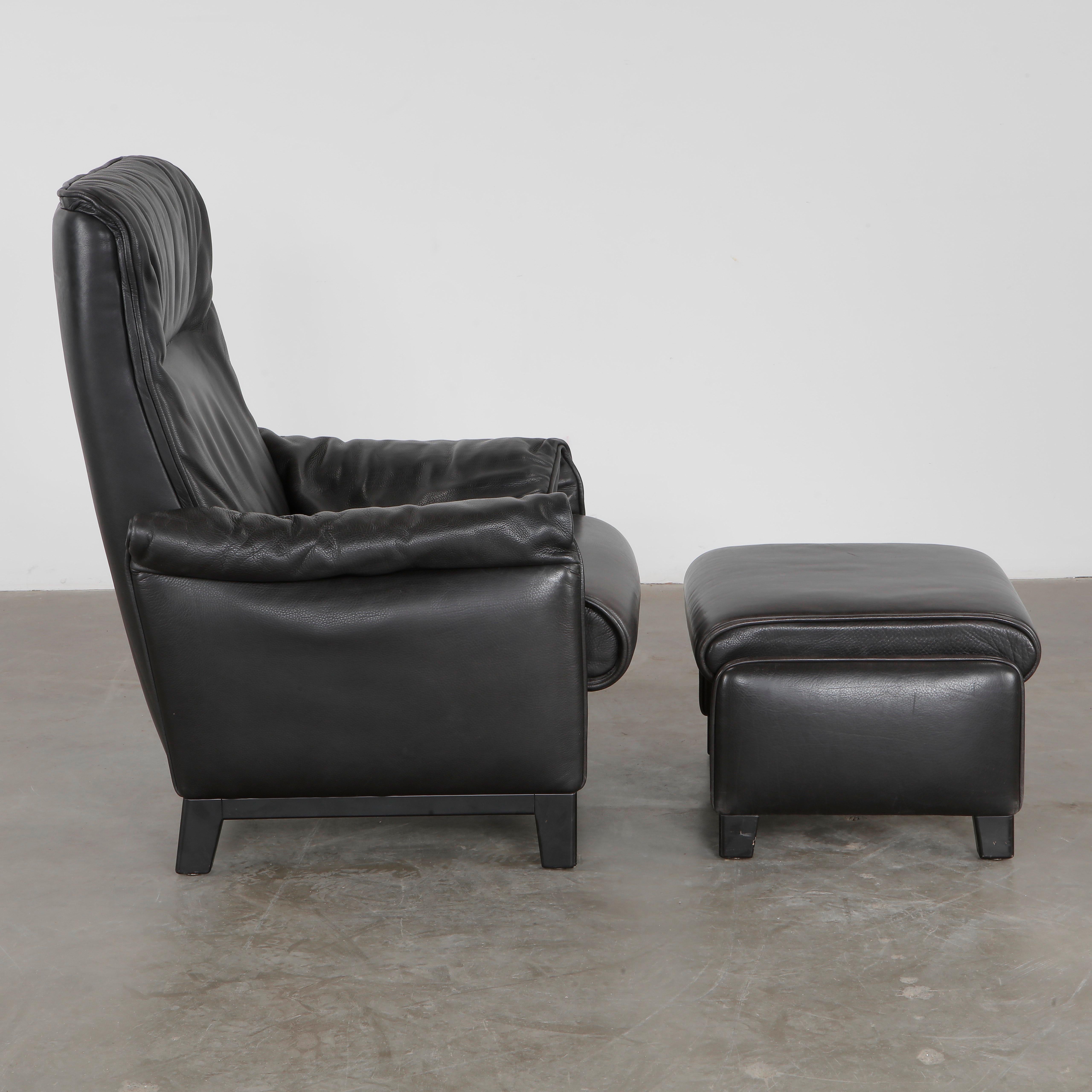 De Sede, DS 49 Sillón de cuero negro, años 70 Moderno de mediados de siglo en venta