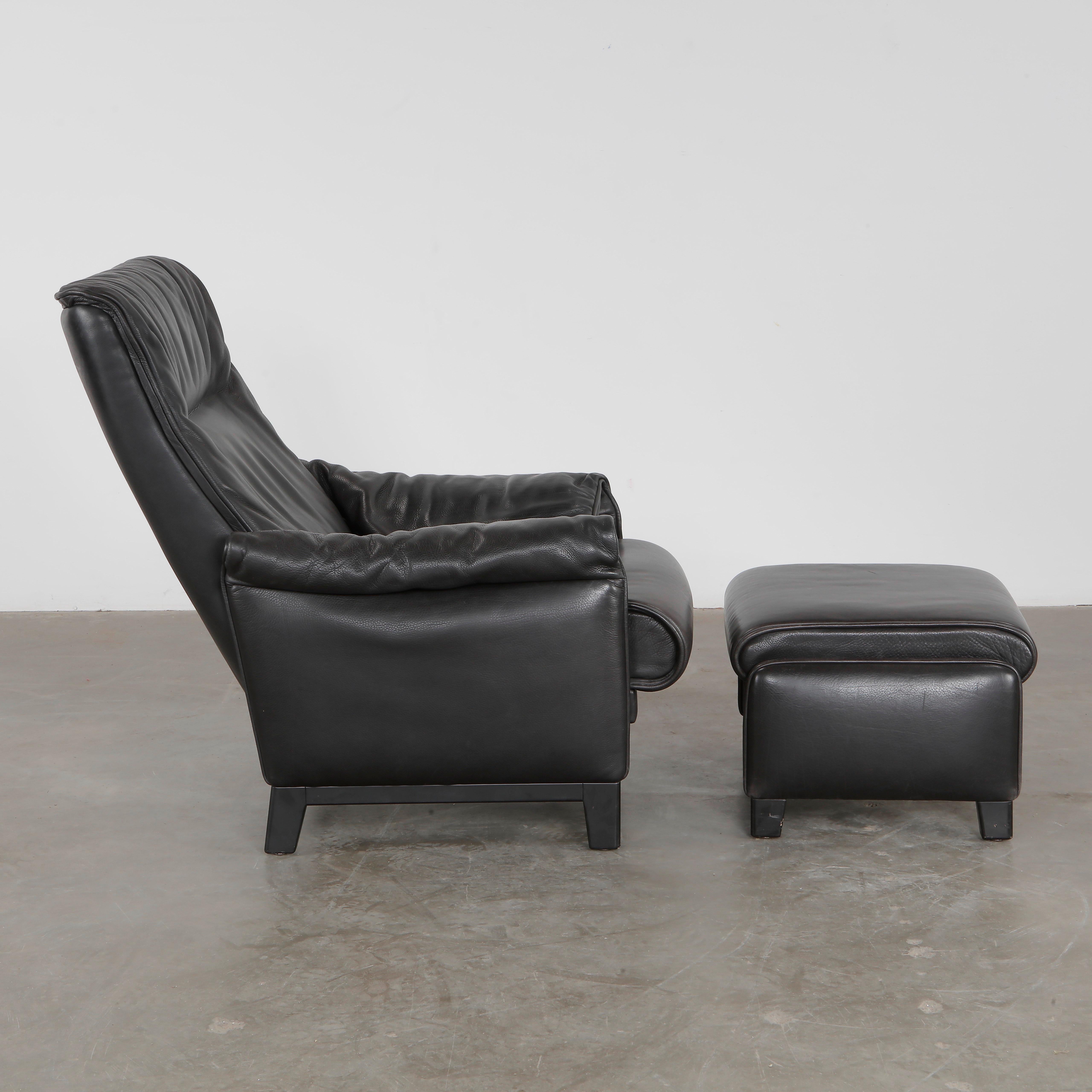 De Sede, DS 49 Sillón de cuero negro, años 70 Suizo en venta