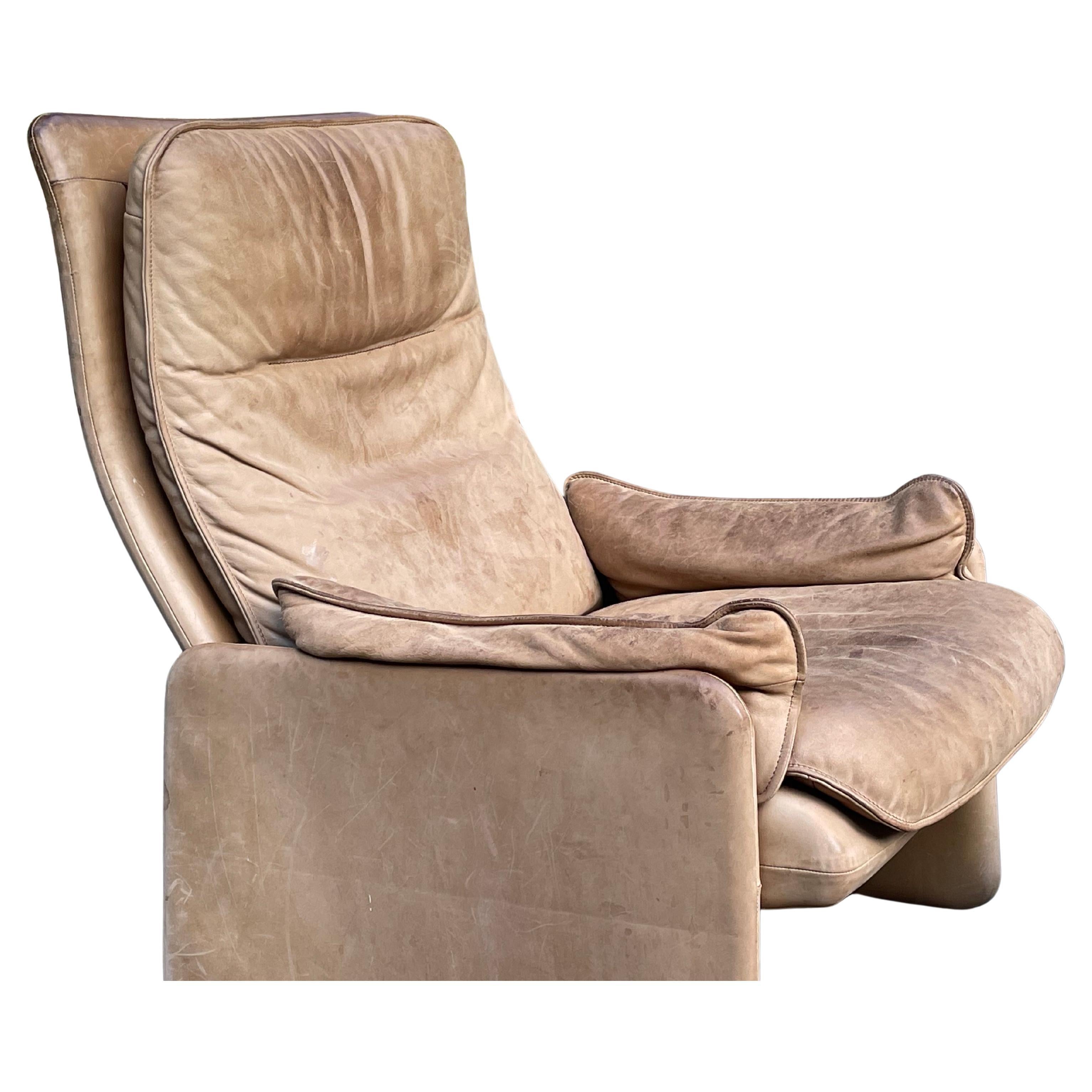 De Sede DS-50 Buffalo Leather Lounge Chair & Ottoman, Circa 1970s For Sale 3