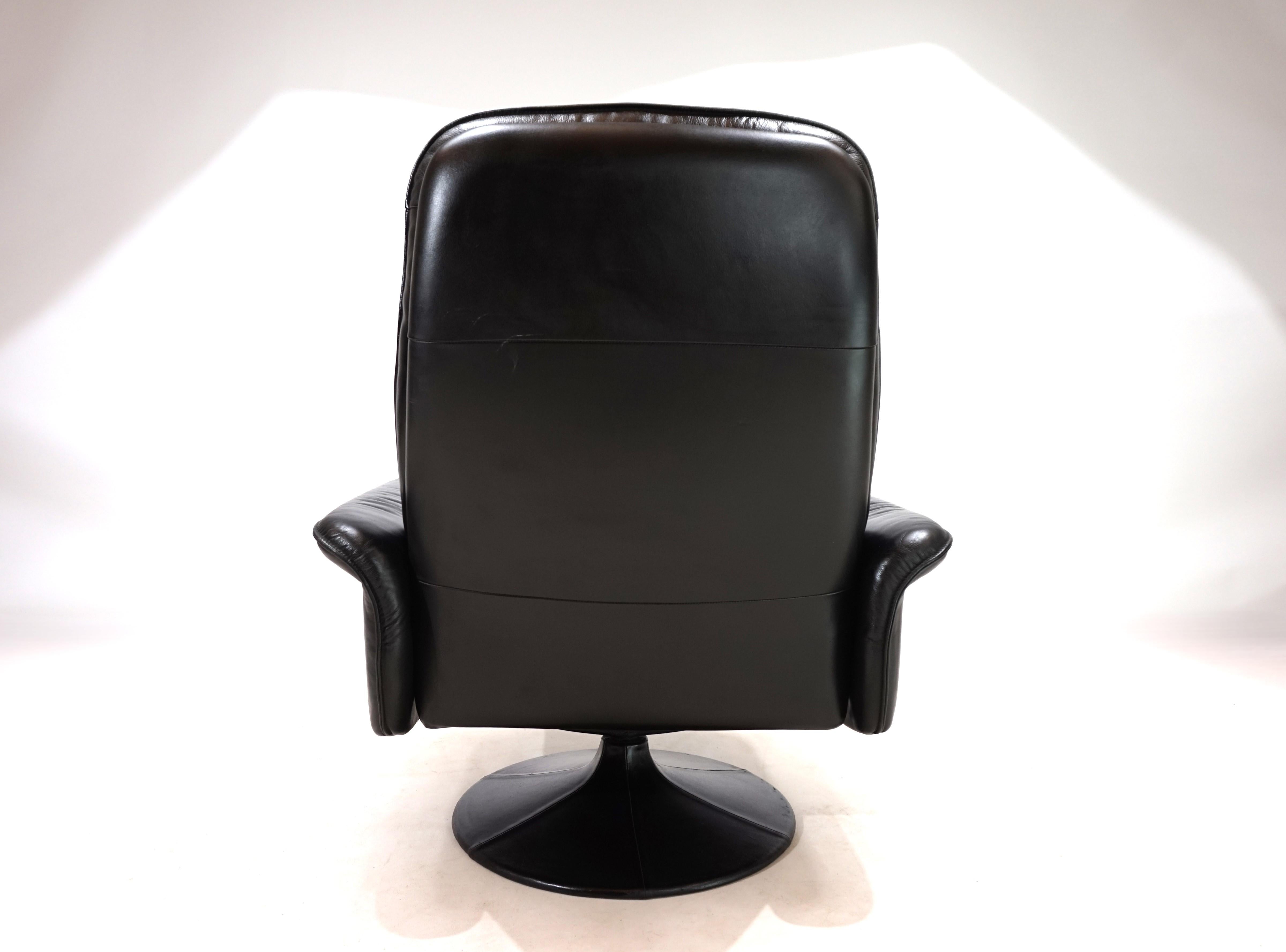 Mid-20th Century De Sede DS 50 leather armchair Tulip, 1970 For Sale
