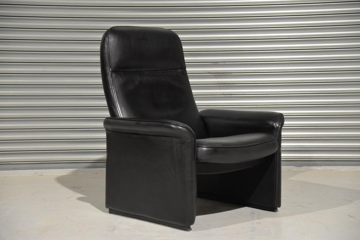 De Sede DS 50 Reclining Leather Lounge Armchair, Switzerland For Sale 4