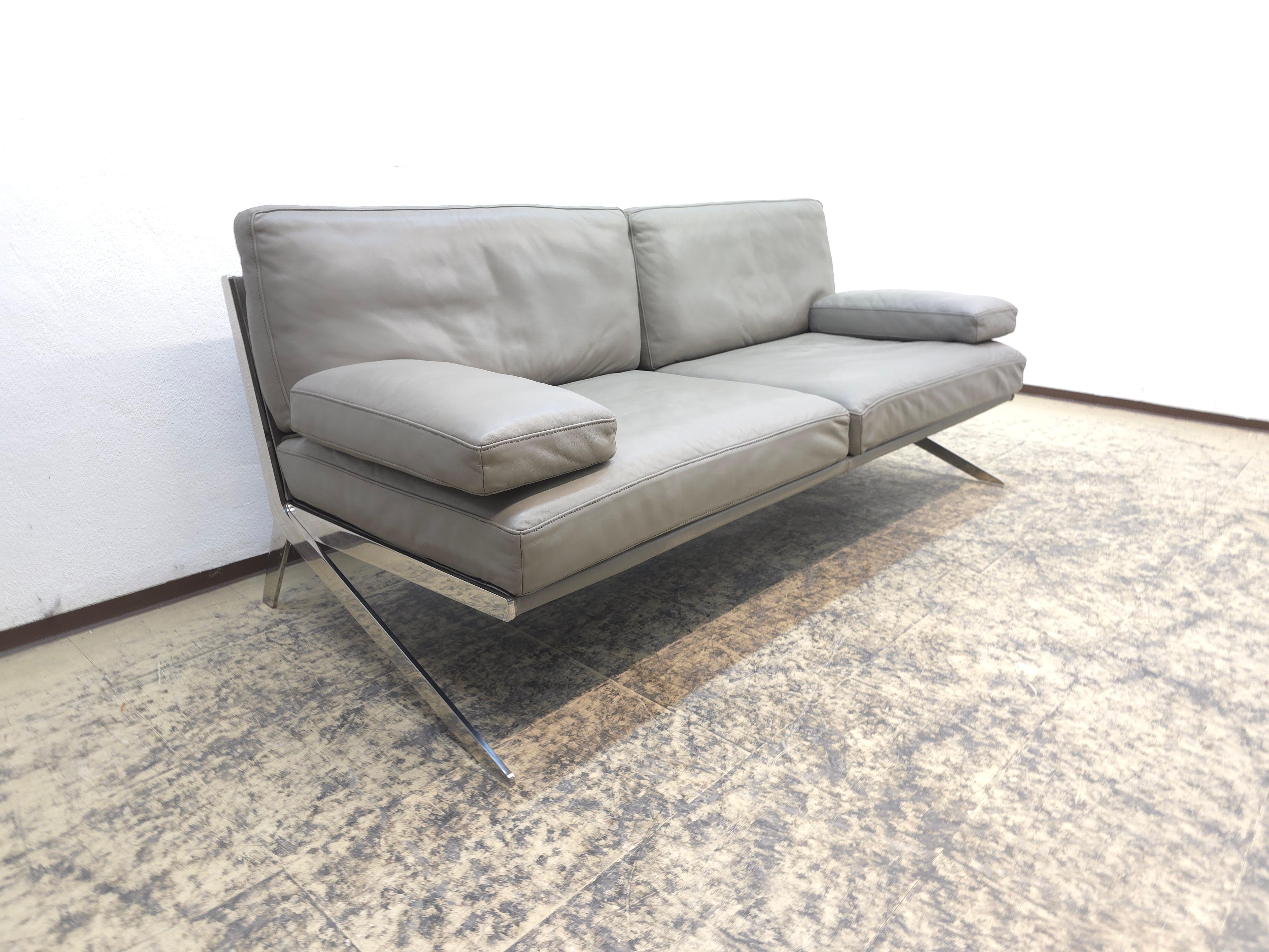 De Sede DS-60 Ledersofa Grau Designklassiker Blickfang For Sale 3