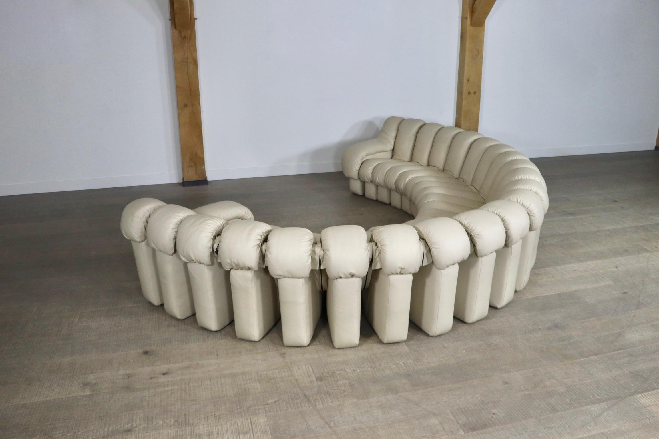 De Sede Ds 600 “Non-Stop” Cream Leather Sofa by Heinz Ulrich, Ueli Berger  11