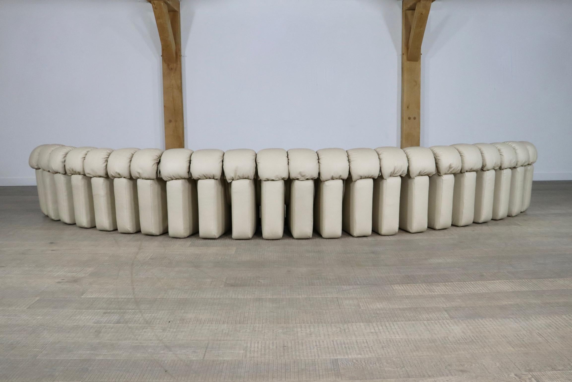 De Sede Ds 600 “Non-Stop” Cream Leather Sofa by Heinz Ulrich, Ueli Berger  12