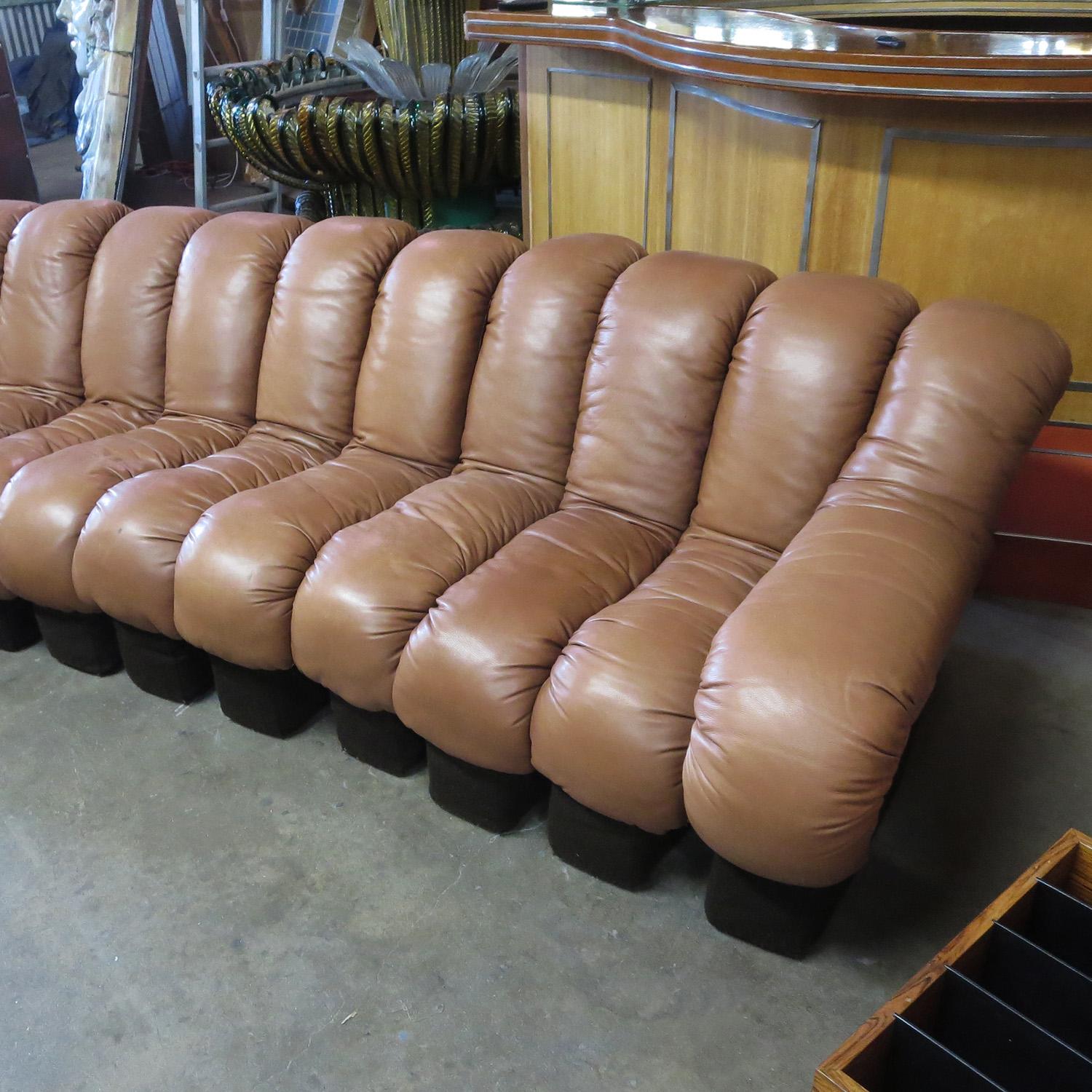 De Sede DS-600 Non Stop Leather Sofa, 16 Sections In Good Condition In North Hollywood, CA