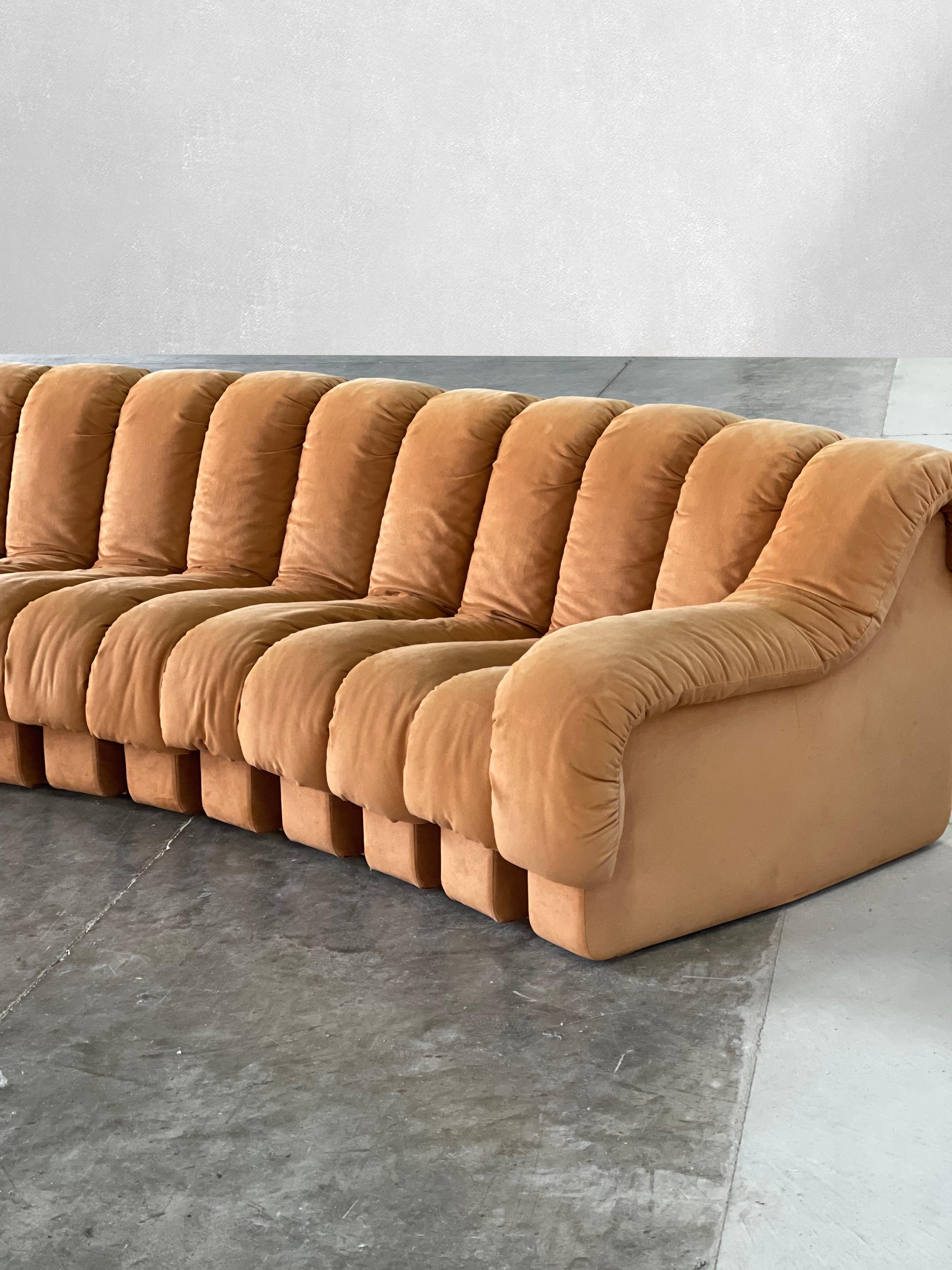 De Sede DS-600 “Non-Stop” Modular Sofa for Stendig, circa 1990 In Good Condition For Sale In St Louis Park, MN